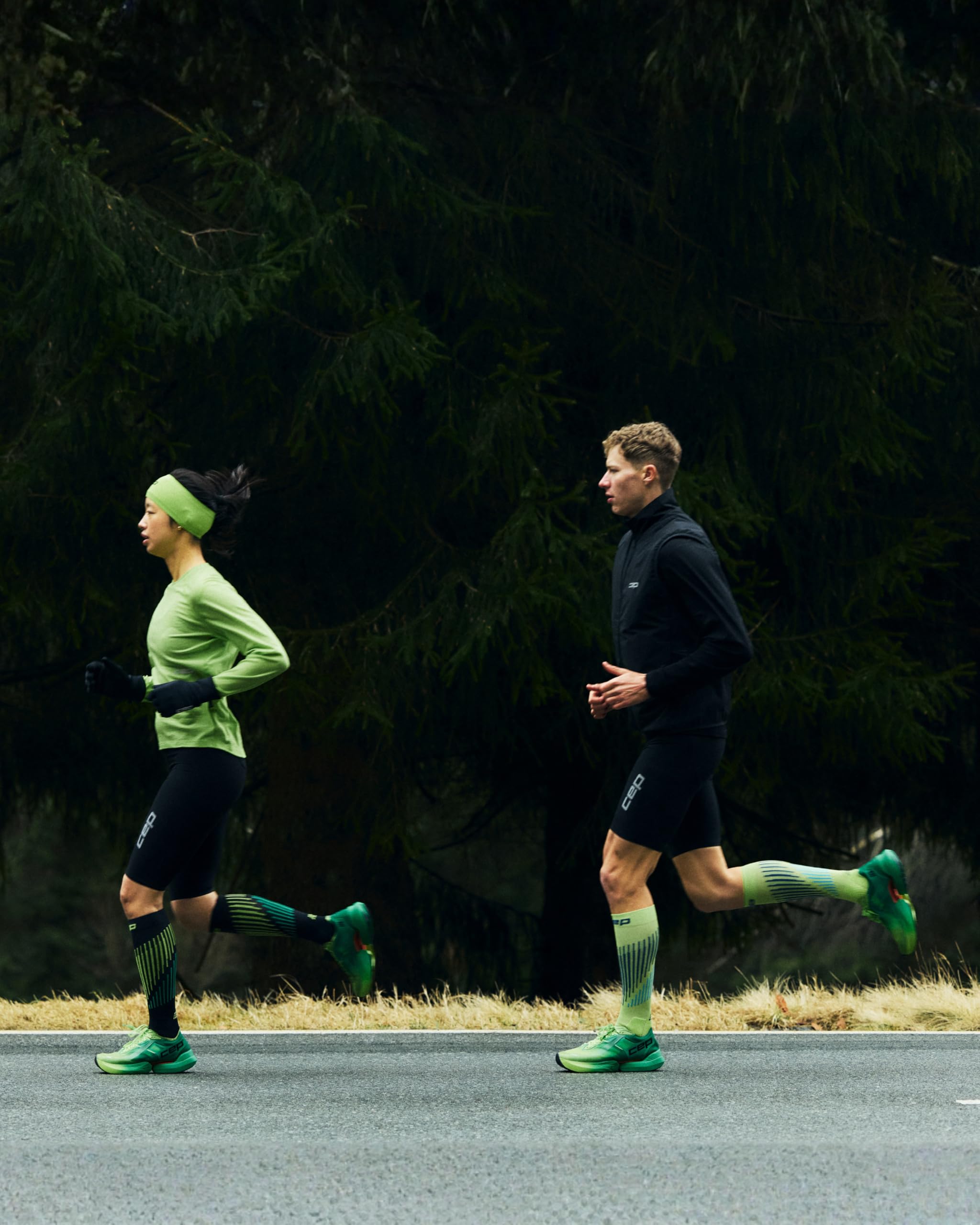 CEP CORE RUN MERINO TALL 3.0 LAUFSOCKEN HERREN – Atmungsaktive Merino Socken Herren für Lauf & Sport – Leistungsstarke Laufsocken mit hohem