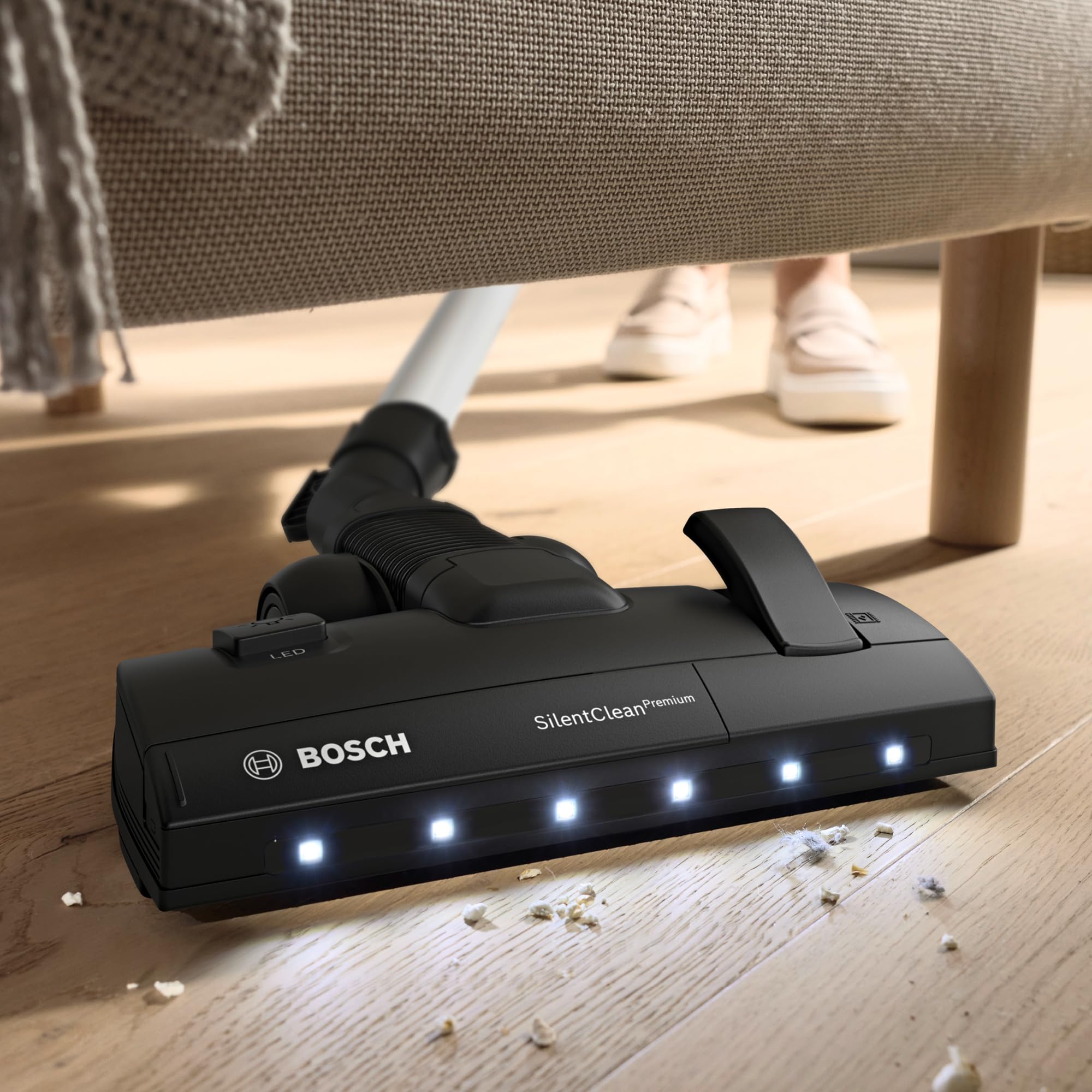 Bosch - Aspirador con Bolsa, Serie 6, ProSilence, Silencioso, Filtro HEPA, Cabezal LED, Blanco, BGB6SIL0L