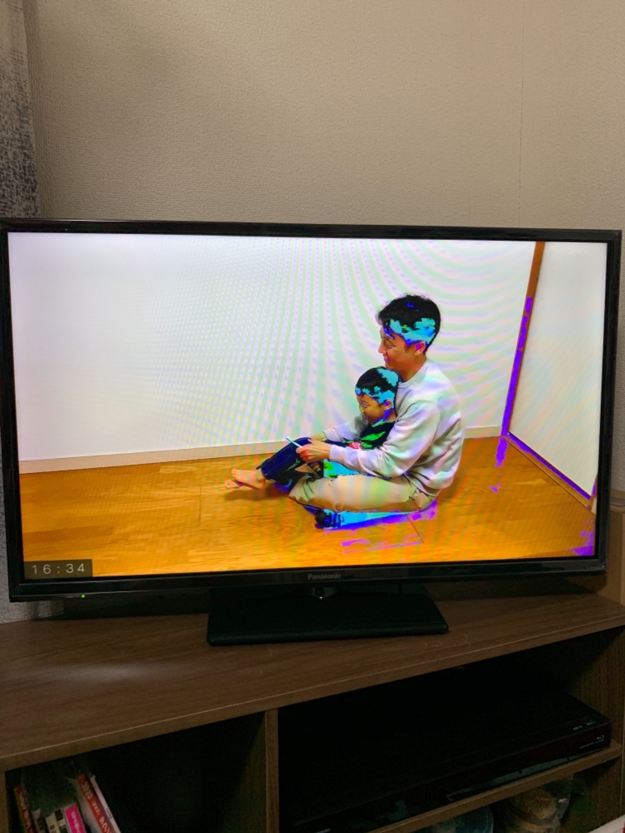 パナソニック(Panasonic) Panasonic TH-32F300 VIERA TV, 32V, LCD, HD