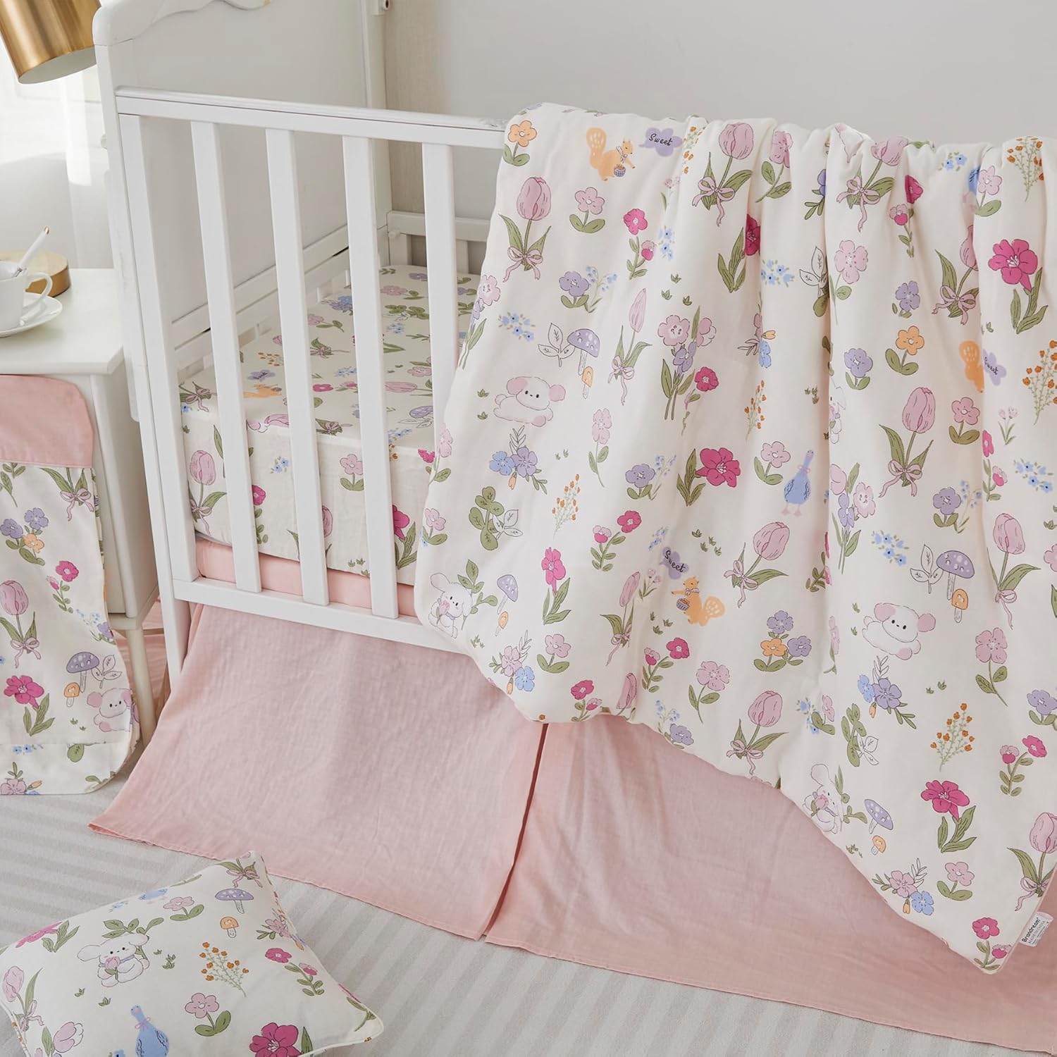 Brandream Crib Bedding Set for Girls Muslin Cotton Comforter Quilt Set Wildflower Animals Print Baby Nursery Bedding Set Lightweight Soft Breathable Gauze Bedding, Pink, 6 Pieces