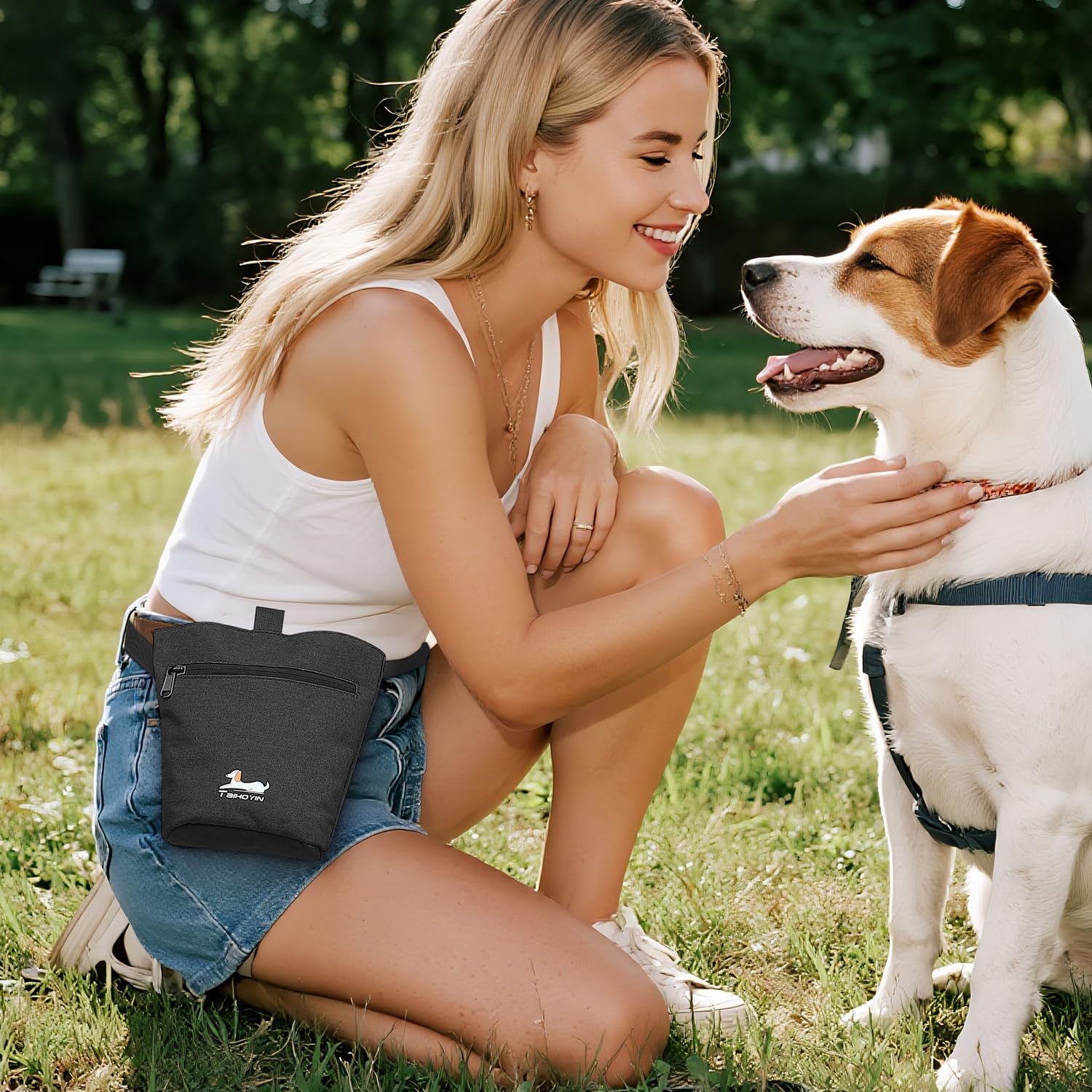 Bolsa de Viaje para Perros Portátil Kit Completo de Accesorios (7 Piezas) con 2 Bolsas para Comida +2 Cuencos Plegables + Alfombrilla +1 Bolsa de Golosinaspara para Uso en Exteriores, Negro