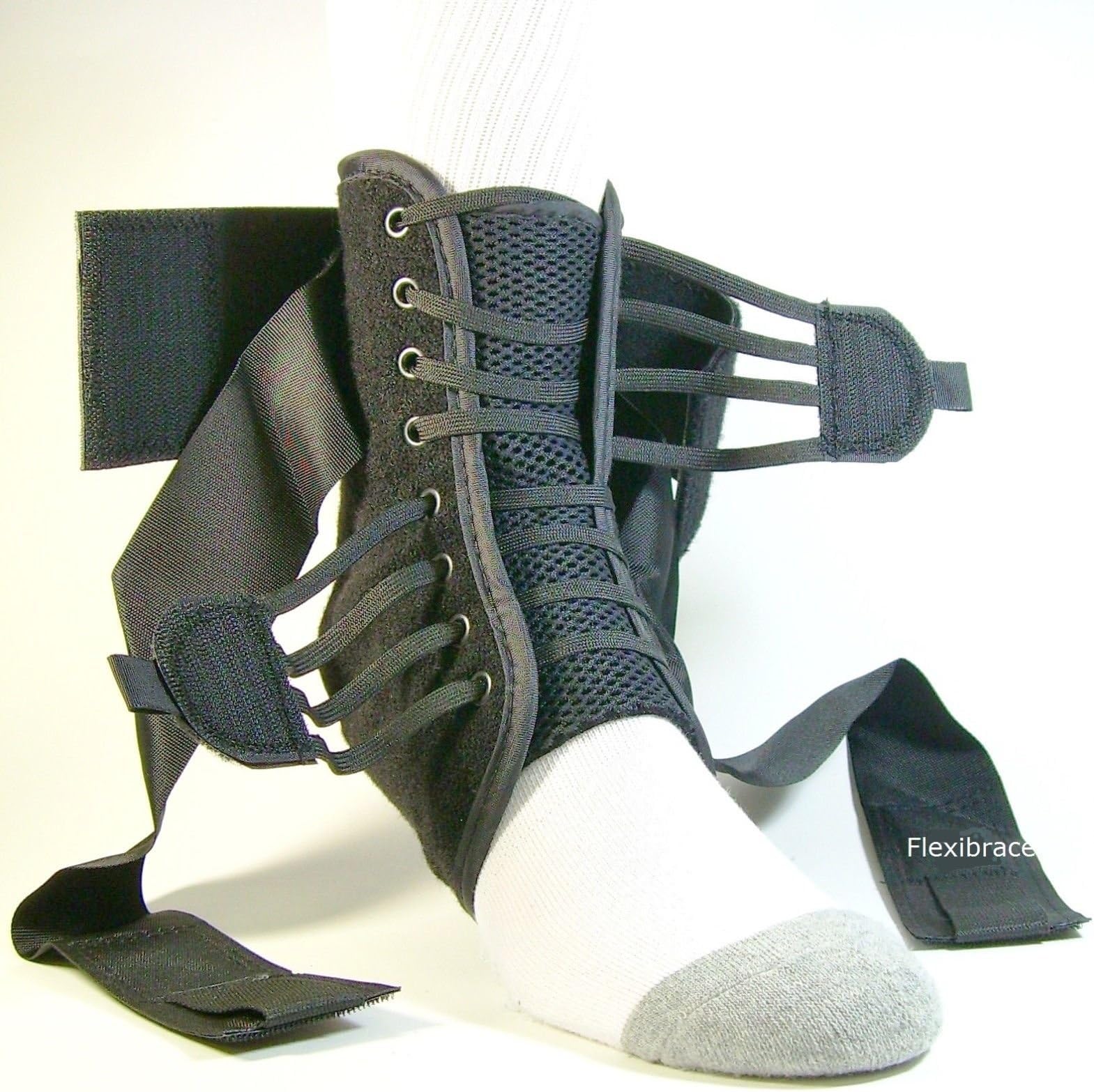FastLacer Ankle Brace Stabilizer/Support (Medium)