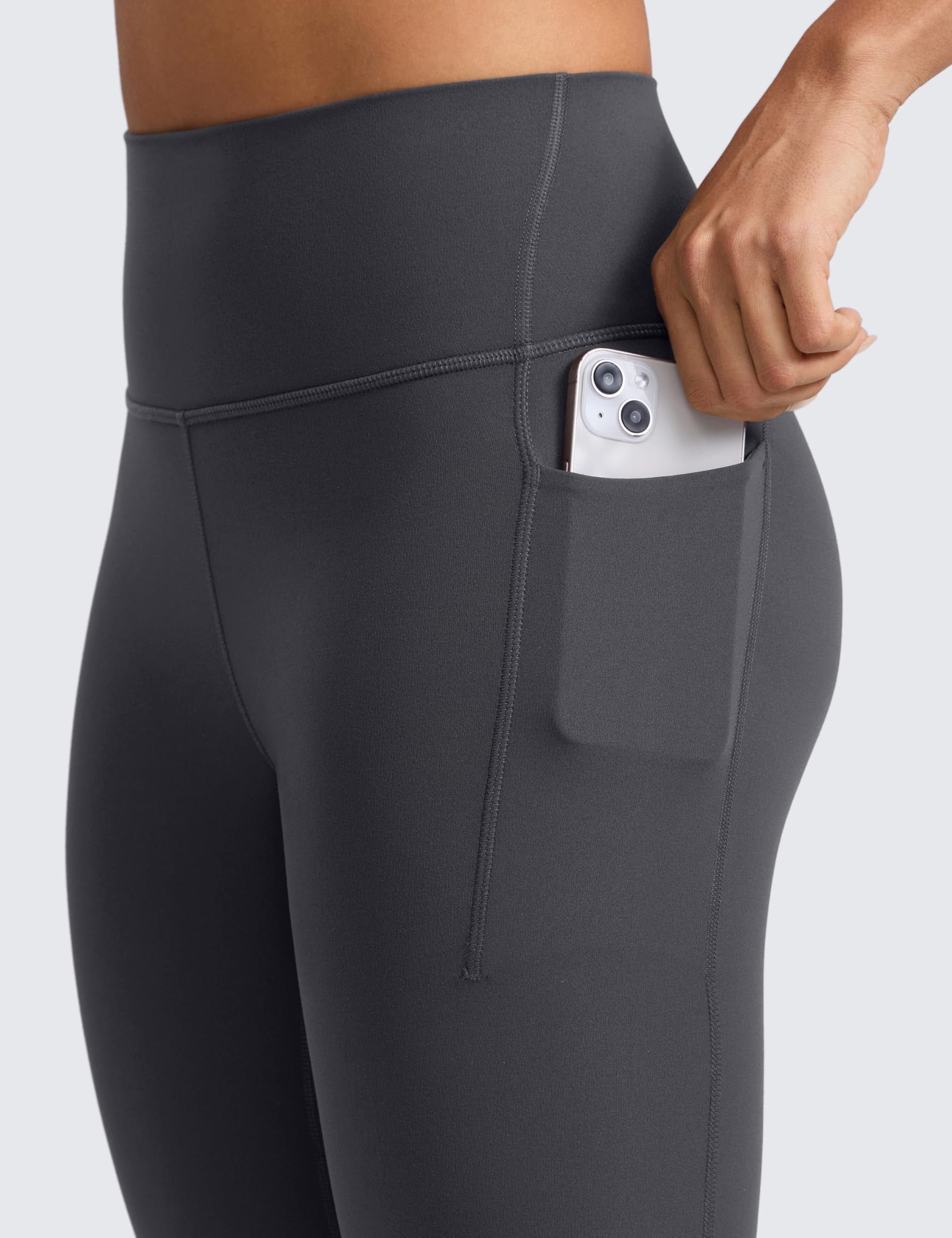 CRZ YOGA Butterlift Leggings avec Poches 64cm | Beurré Mou, Compression Modérée, Entraînement, Pilates, Taille Haute, avec Poches Latérales, pour Femmes
