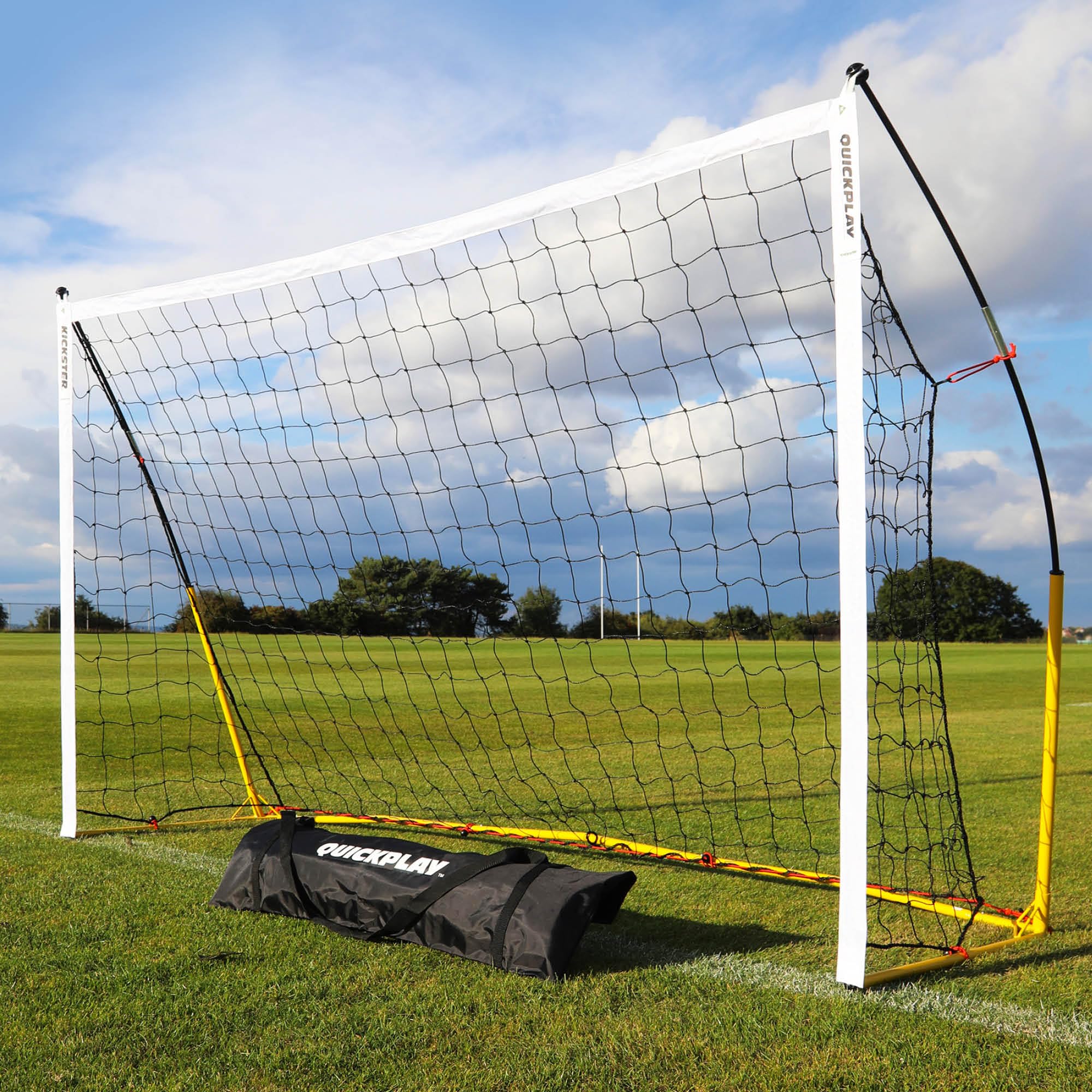 QUICKPLAY Kickster But de Foot Enfant Extérieur avec Filet de Football – Cage de Foot Portable 240×150 cm & 180×120 cm