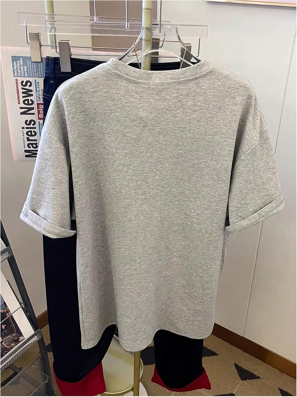 WDIRARA Women's Floral Pearl Beaded T Shirts Crew Neck Short Sleeve Tee Tops - Image 2