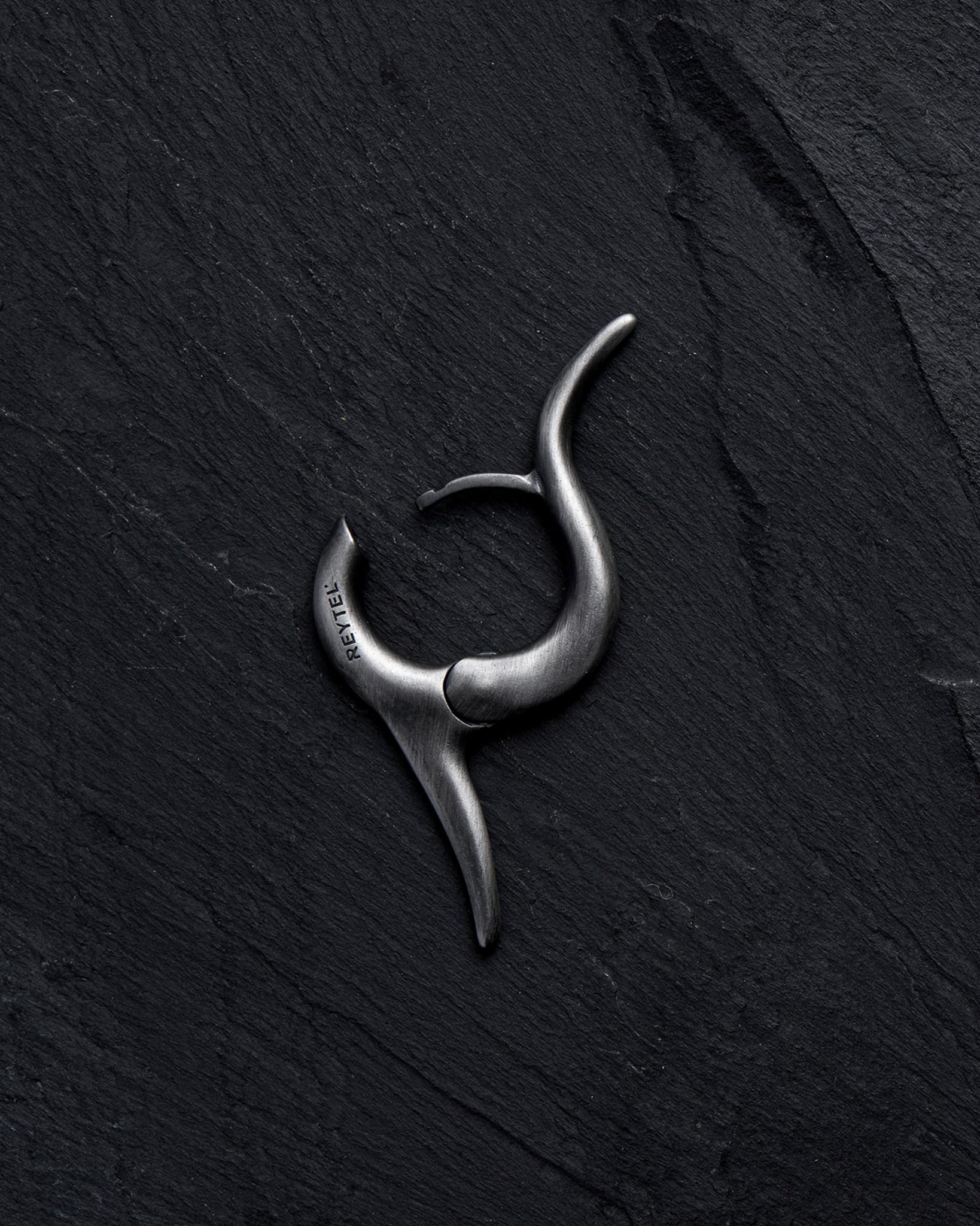 Orecchini in argento 925 Fiamma, piccoli orecchini a cerchio per uomo e donna, ipoallergenici, idea regalo per donne e uomini – altezza 4,35 cm, misura unica, Argento sterling Argento, Nessuna