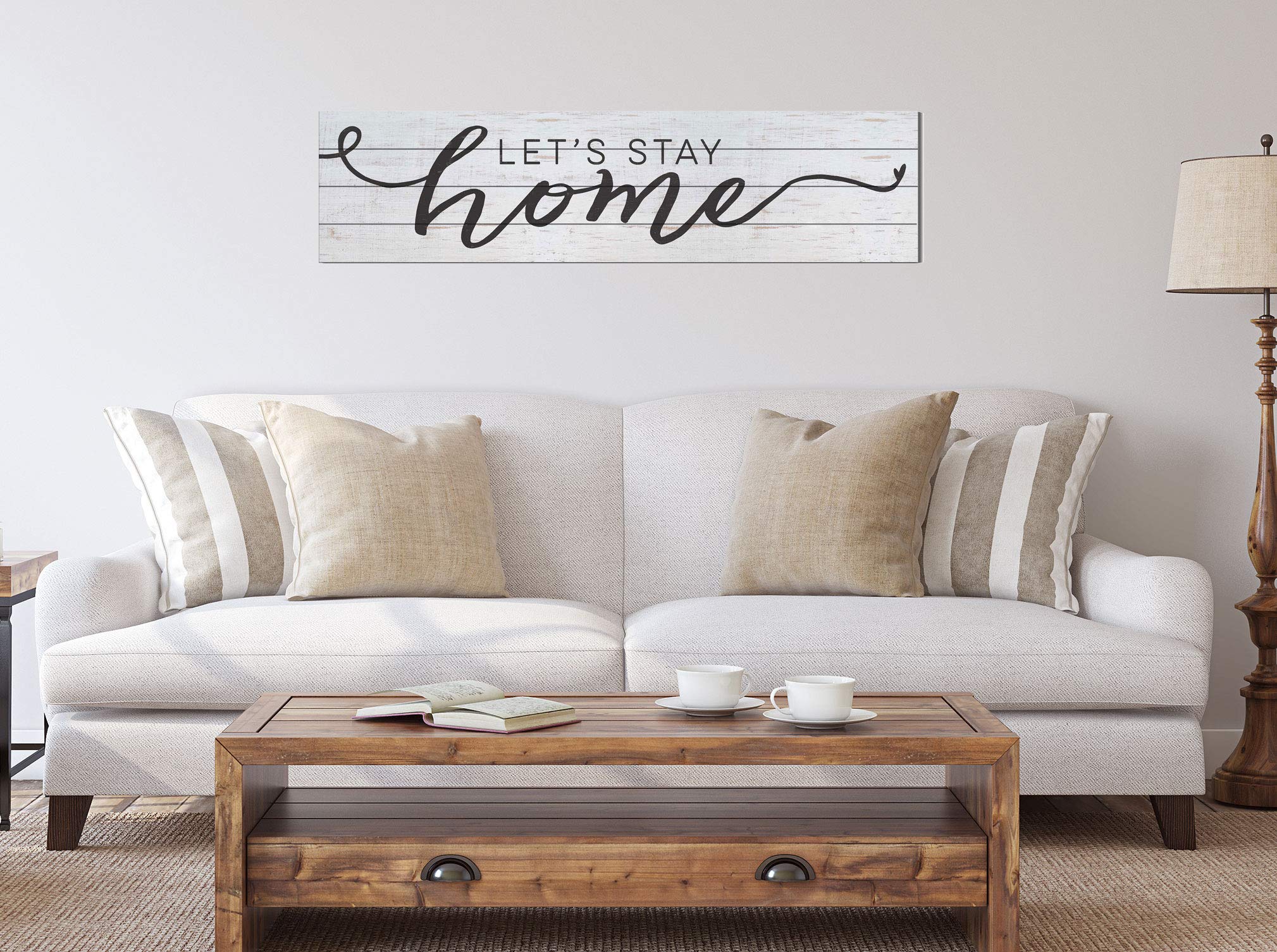 Kindred Hearts Targa con scritta "Let's Stay Home", 101,6 x 25,4 cm, colore bianco e nero