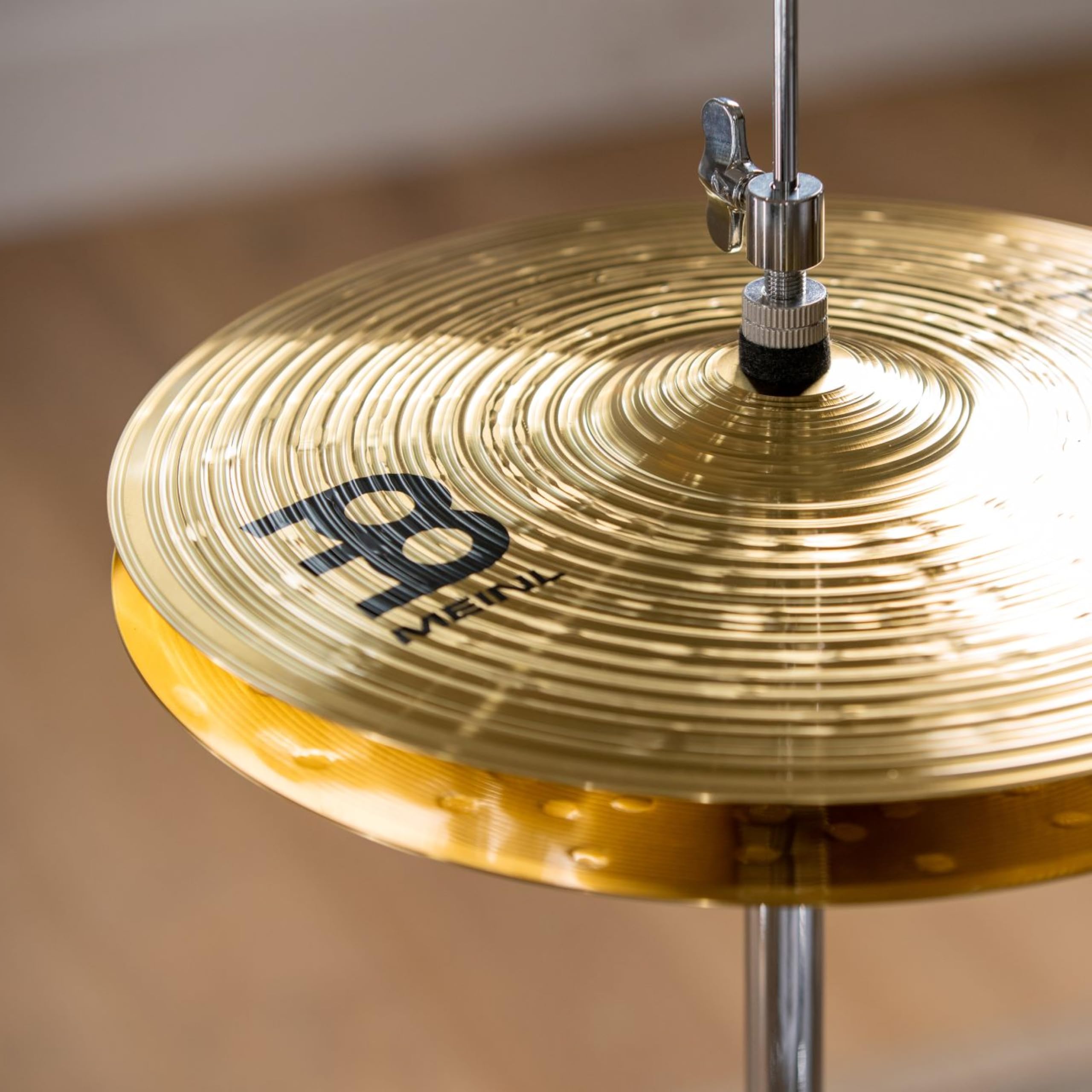 Meinl Cymbals HCS1418+14C HCS Caja de platillos con par de sombrero de 14 pulgadas, 18 pulgadas de choque/paseo y 14 pulgadas de accidente (vídeo)