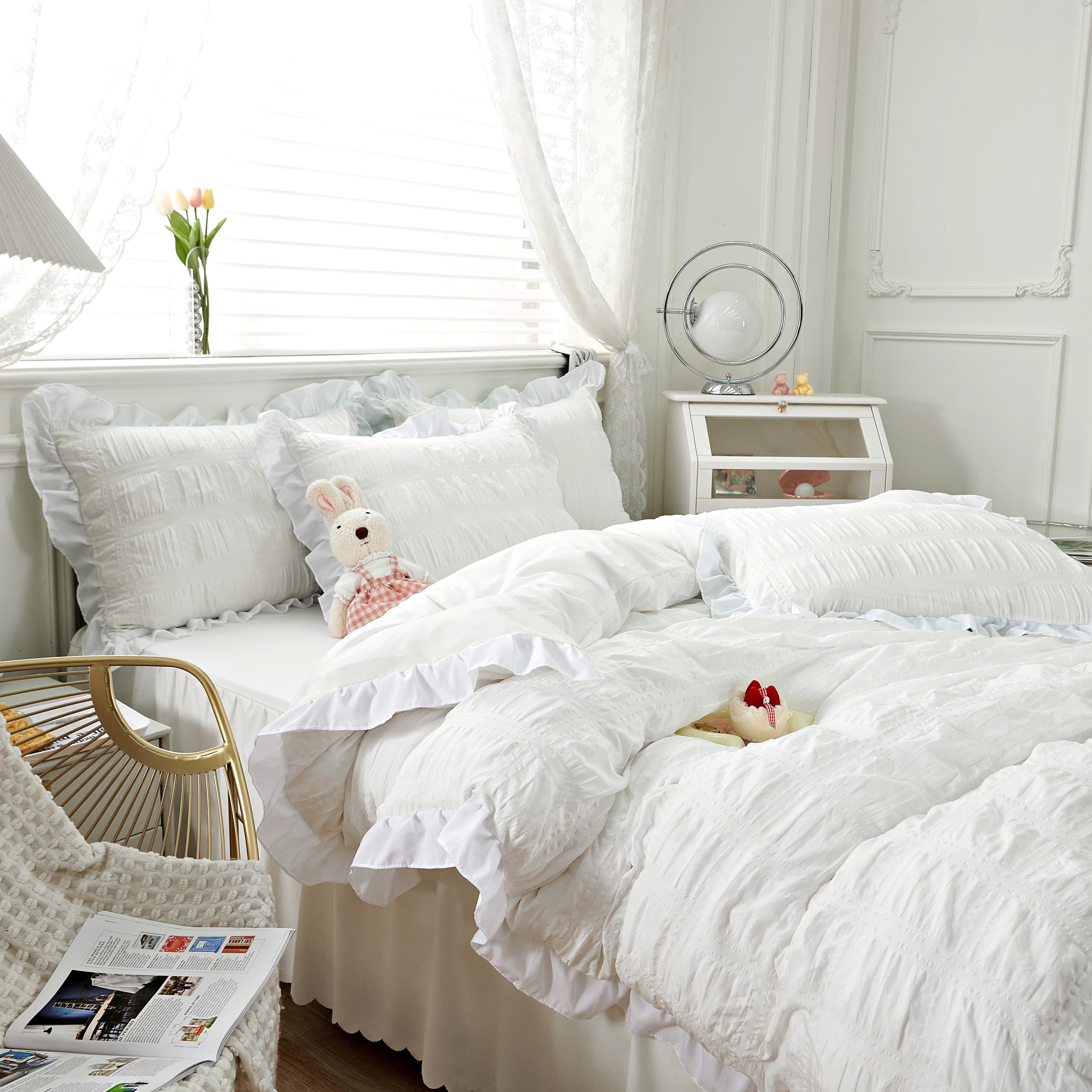 GETIYA Fluffy Seersucker Bed Linen, 135 x 200 cm, Elegant White Bed Linen, Girls, Women, Aesthetic Ruffle Bed Linen, Microfibre, Plain Duvet Cover, Single Bed with 1 Pillowcase 80 x 80 cm Product Image 2