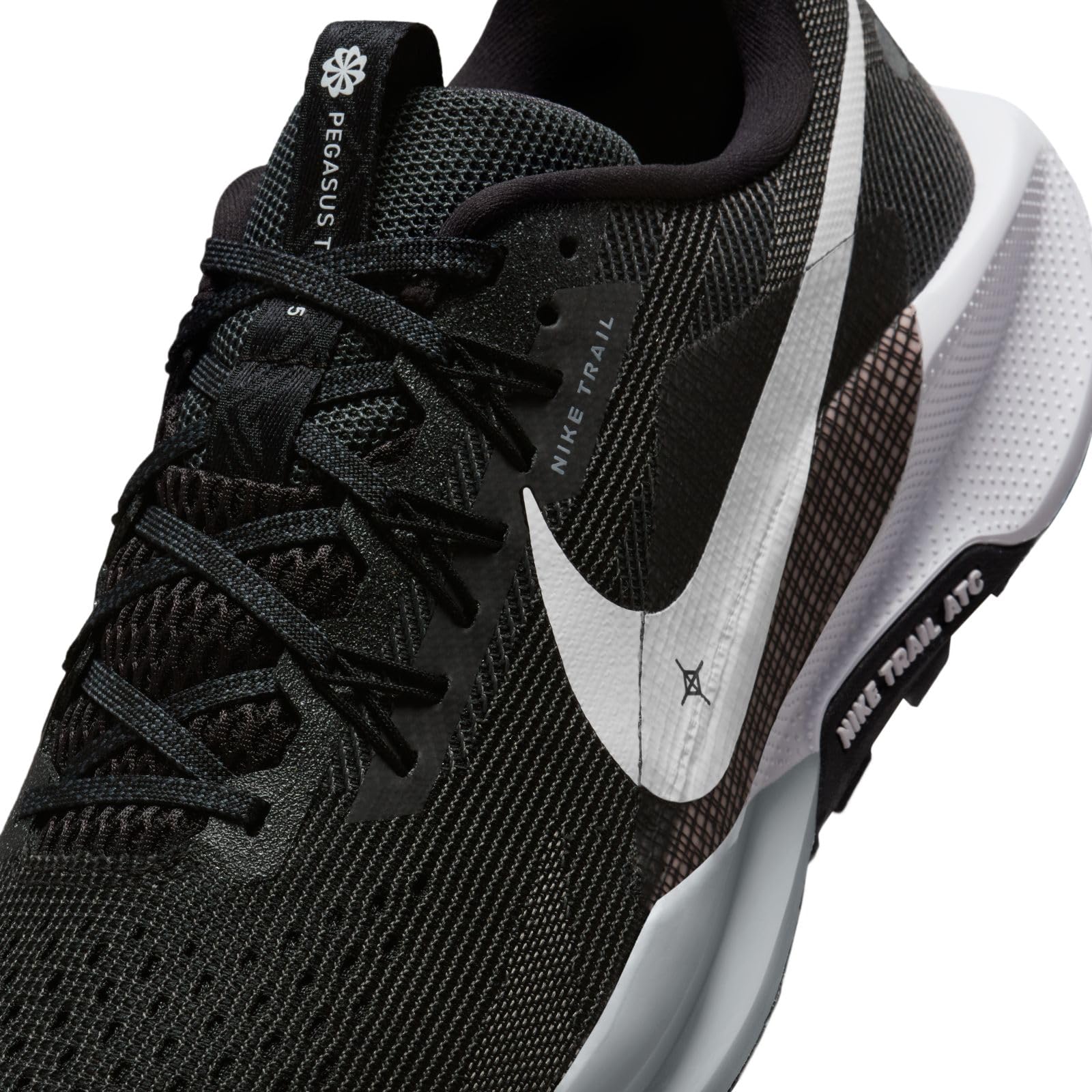 Nike Men's Pegasus Trail 5 Sneaker