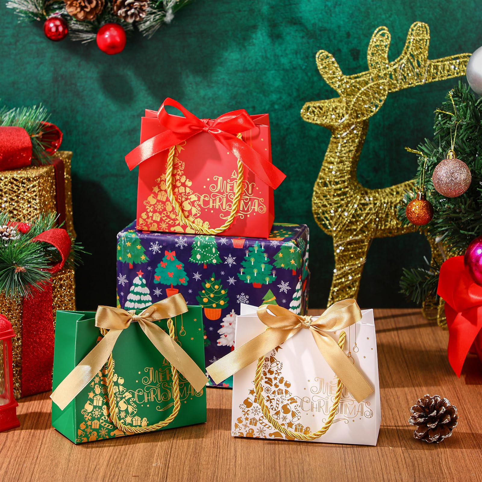 Kolldenn Lot de 50 petits sacs cadeaux de Noël en vrac avec poignées en feuille d'or rouge, blanc, vert avec nœud pour Noël, bonbons, cadeaux de fête pour Noël, vacances, Nouvel An
