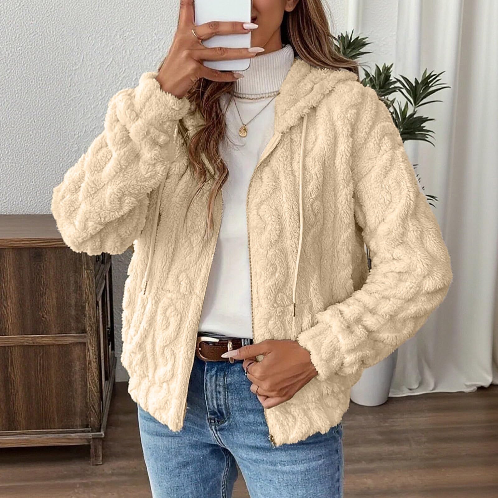 Chaqueta reversible de forro polar con capucha y cremallera frontal, ideal para el invierno. Prenda exterior suave y cálida. Abrigo tipo pullover con cremallera completa.