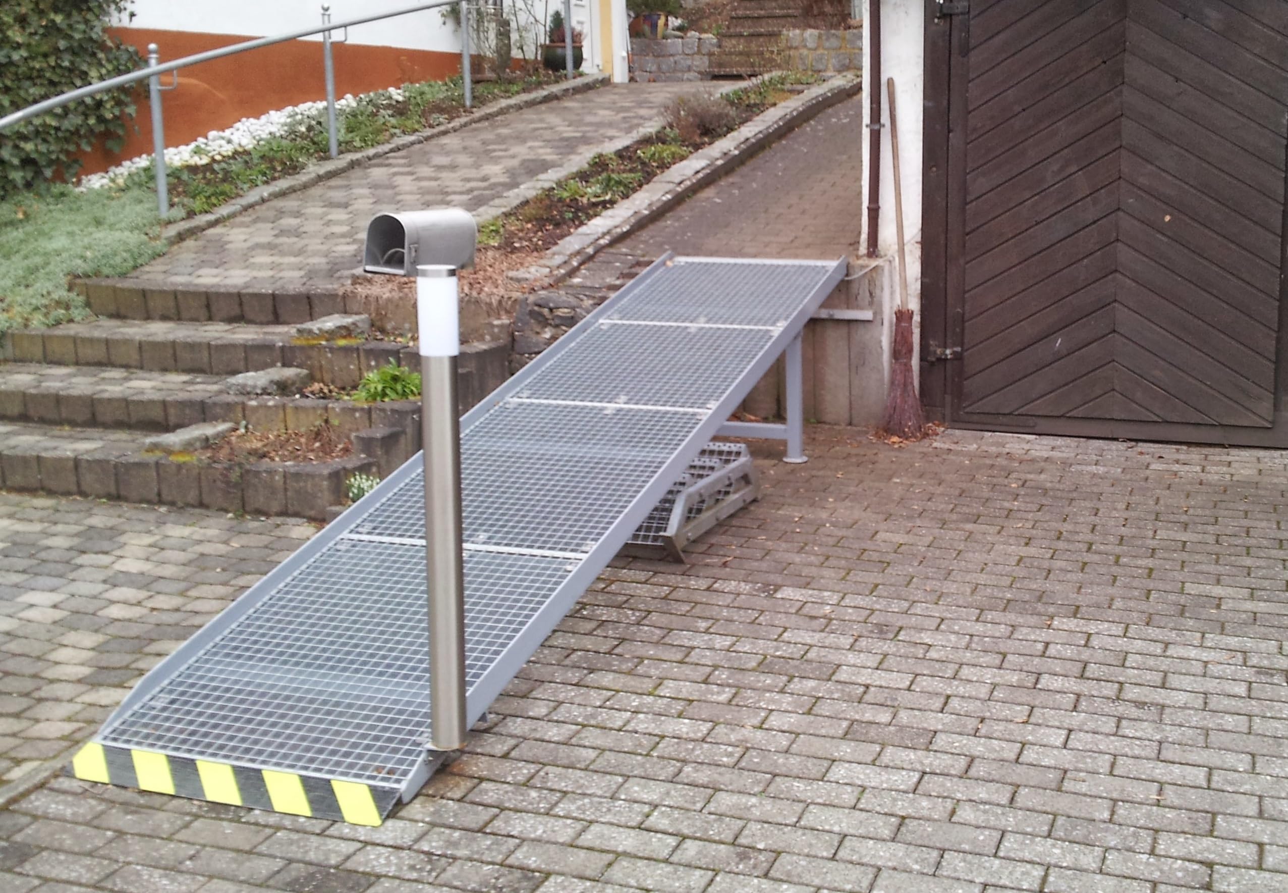 B2 Industrie Gitterrost Pressrost verzinkt 800x800mm Masche 30/10