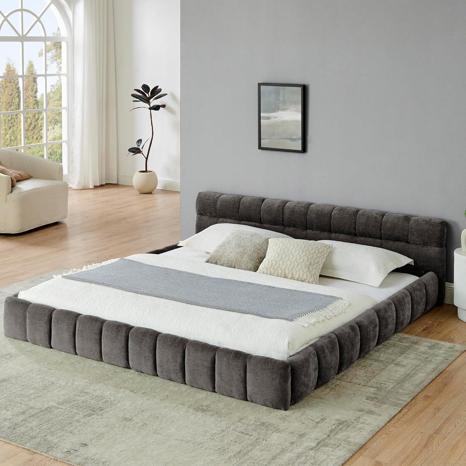 Queen Grounded Bed Frame with Headboard, Thick Fabric Chenille Upholstered Platform Floor Bed with Sturdy Slats, No Box Spring Needed, Easy Assembly, Pink