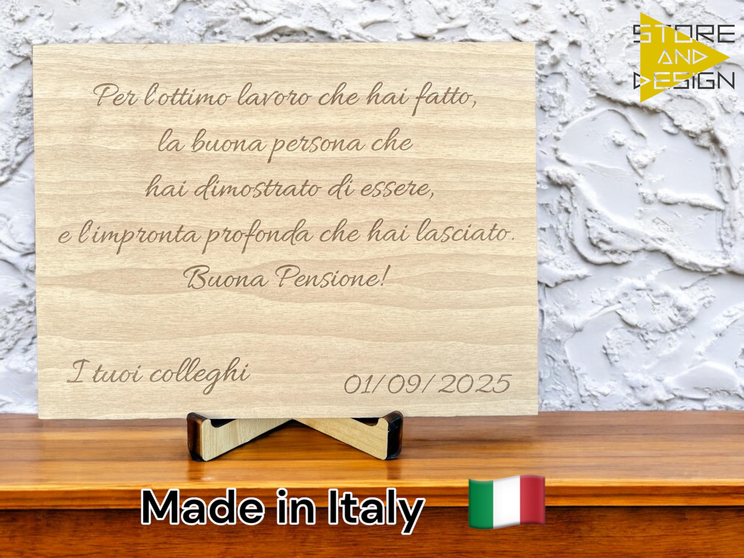 Targa Personalizzata in Legno Noce 20x15 cm, Targhetta Artigianale Libera per Regalo Pensione, Laurea, Anniversario o Premio