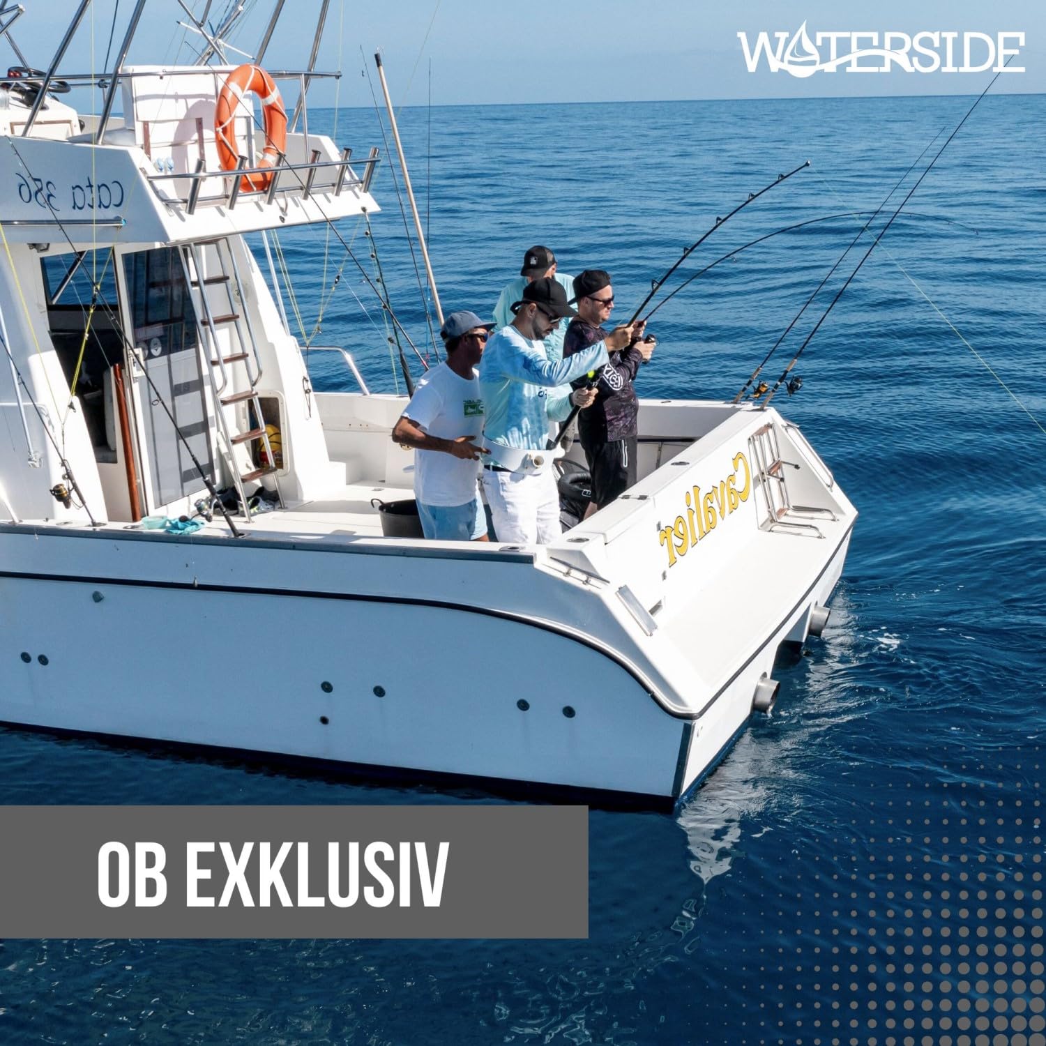Waterside Captain Deluxe Allwetter Bootssitz, Weiß | Klappbarer Angelstuhl für Boote, Ergonomisch & Robust, Wetterfester Kunststoff, Inklusive Montageschrauben