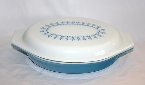 pyrex blue baking dish