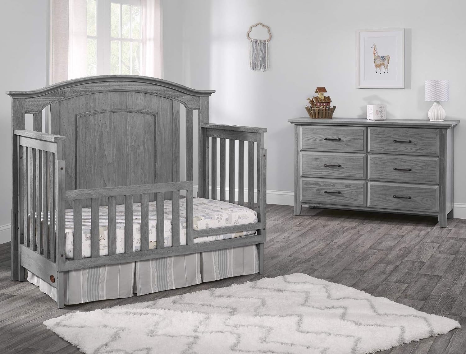 Oxford Baby Willowbrook Dresser, Standard, Graphite Gray