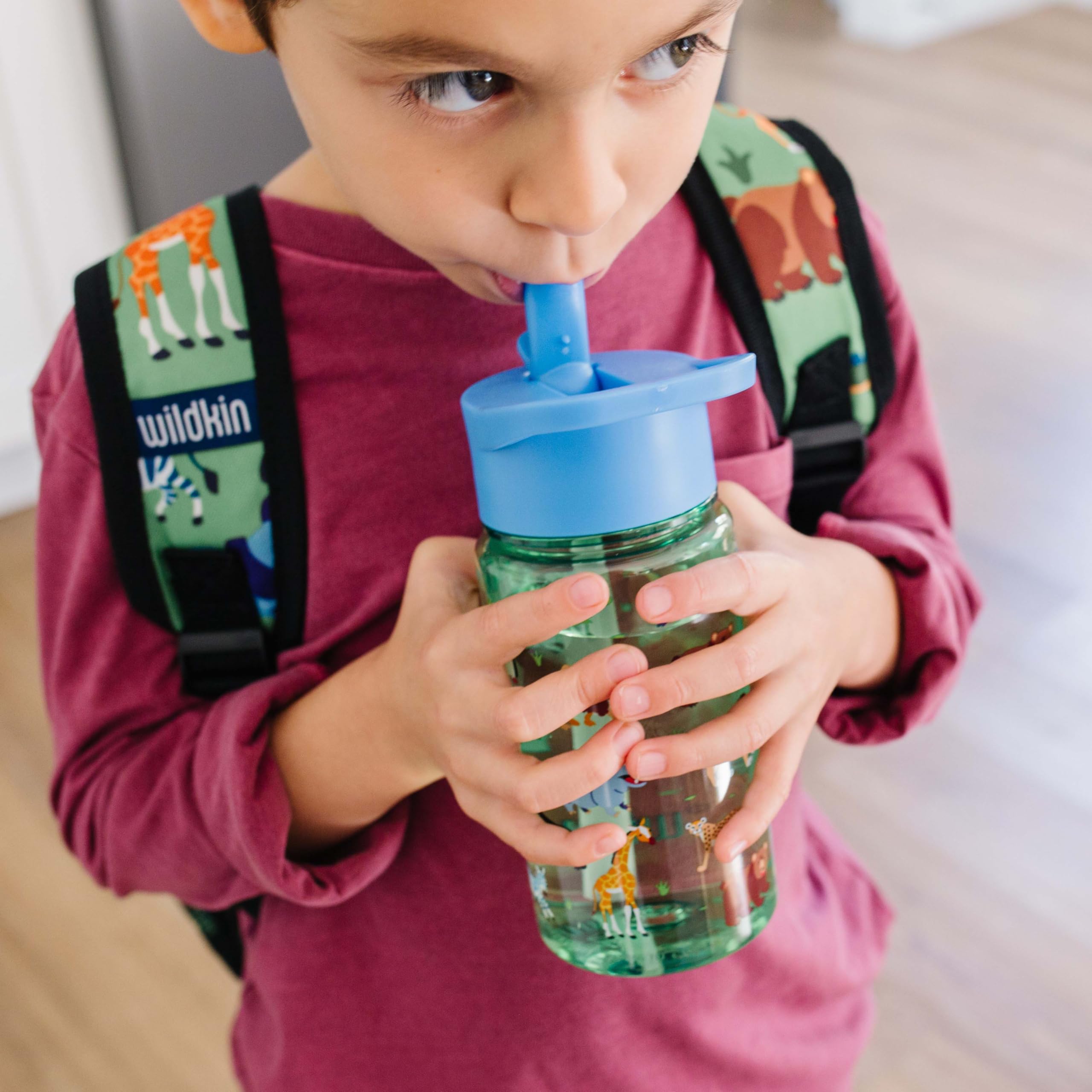 Wildkin Wiederverwendbare Wasserflasche aus Tritan-Kunststoff für Kinder mit auslaufsicherem Deckel für Jungen und Mädchen, langlebige und leicht zu reinigende Wasserflasche für Kleinkinder,