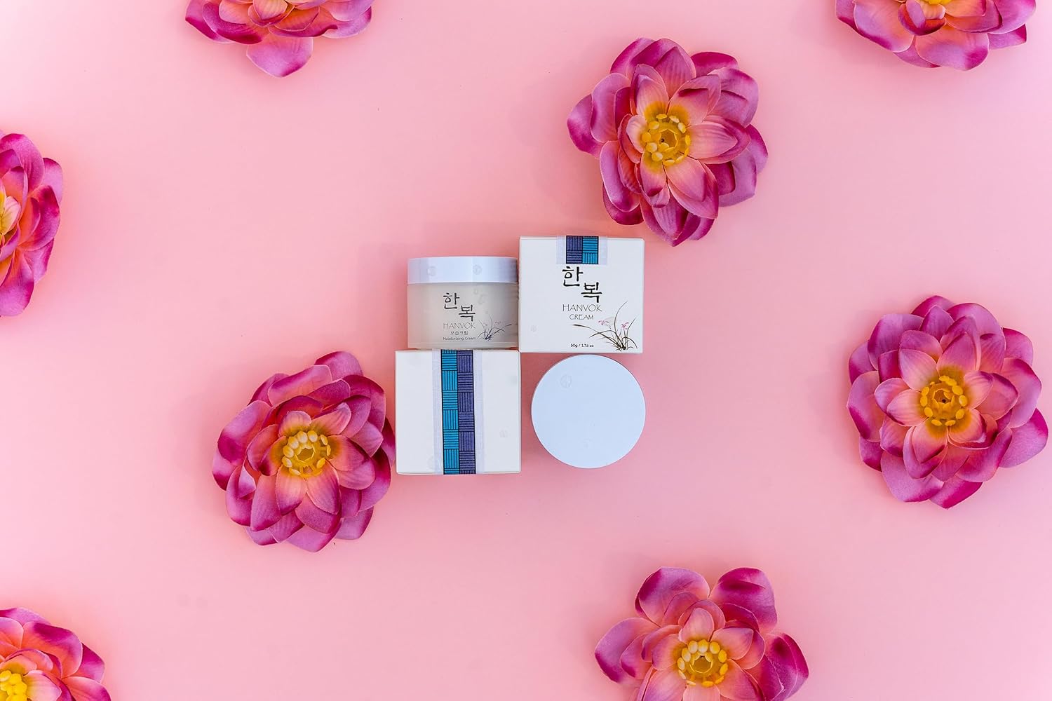 Moisturizing Cream (Enriched) Korean Lotus flower extract with Hyaluronic acid