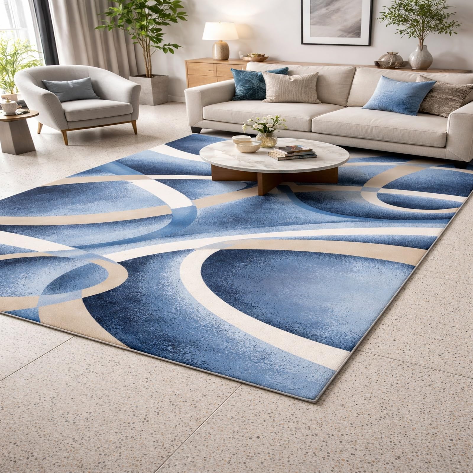 Tapis moderne de salon aux finitions soignées et style abstrait