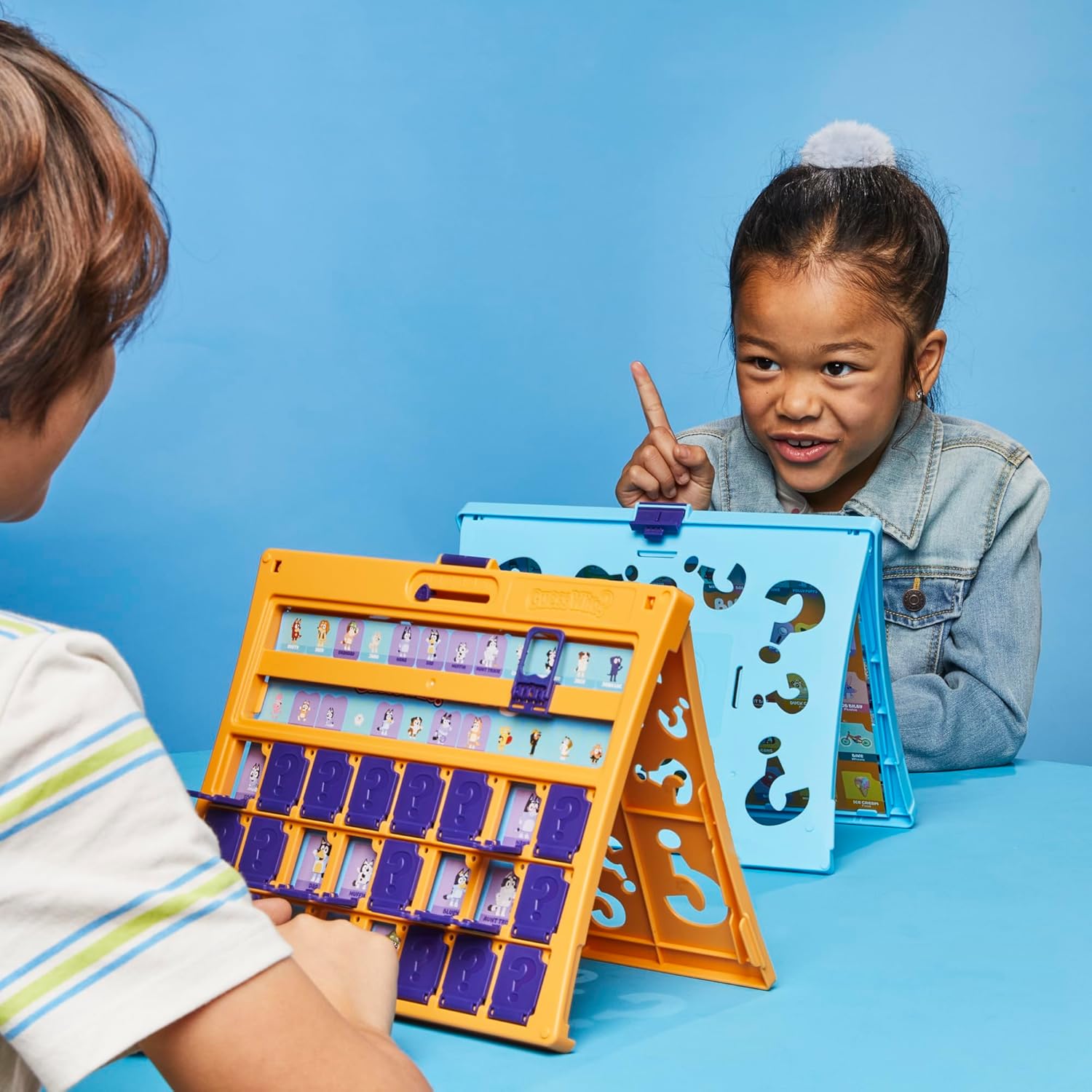 Hasbro Gaming Guess Who? Bluey Edition Game | Bluey Characters and Objects | Fun Kids Board Games for Families | 2 Players | 15 Mins. | Travel Friendly | Ages 6+
