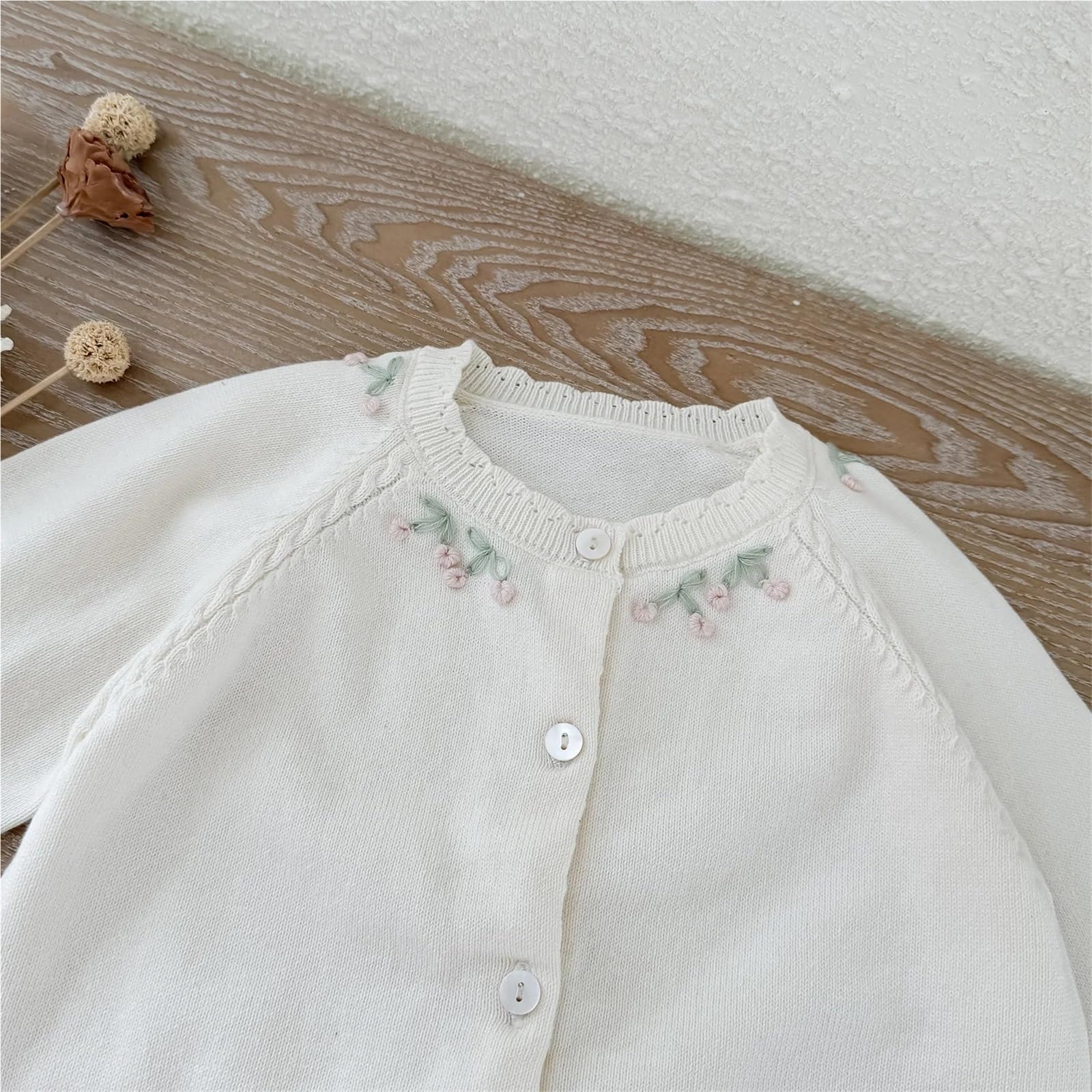 Cárdigan de Punto for niñas de otoño, Abrigo Tipo suéter de algodón Bordado Hecho a Mano, Estilo japonés, 1-6 años(Beige,8T (150))