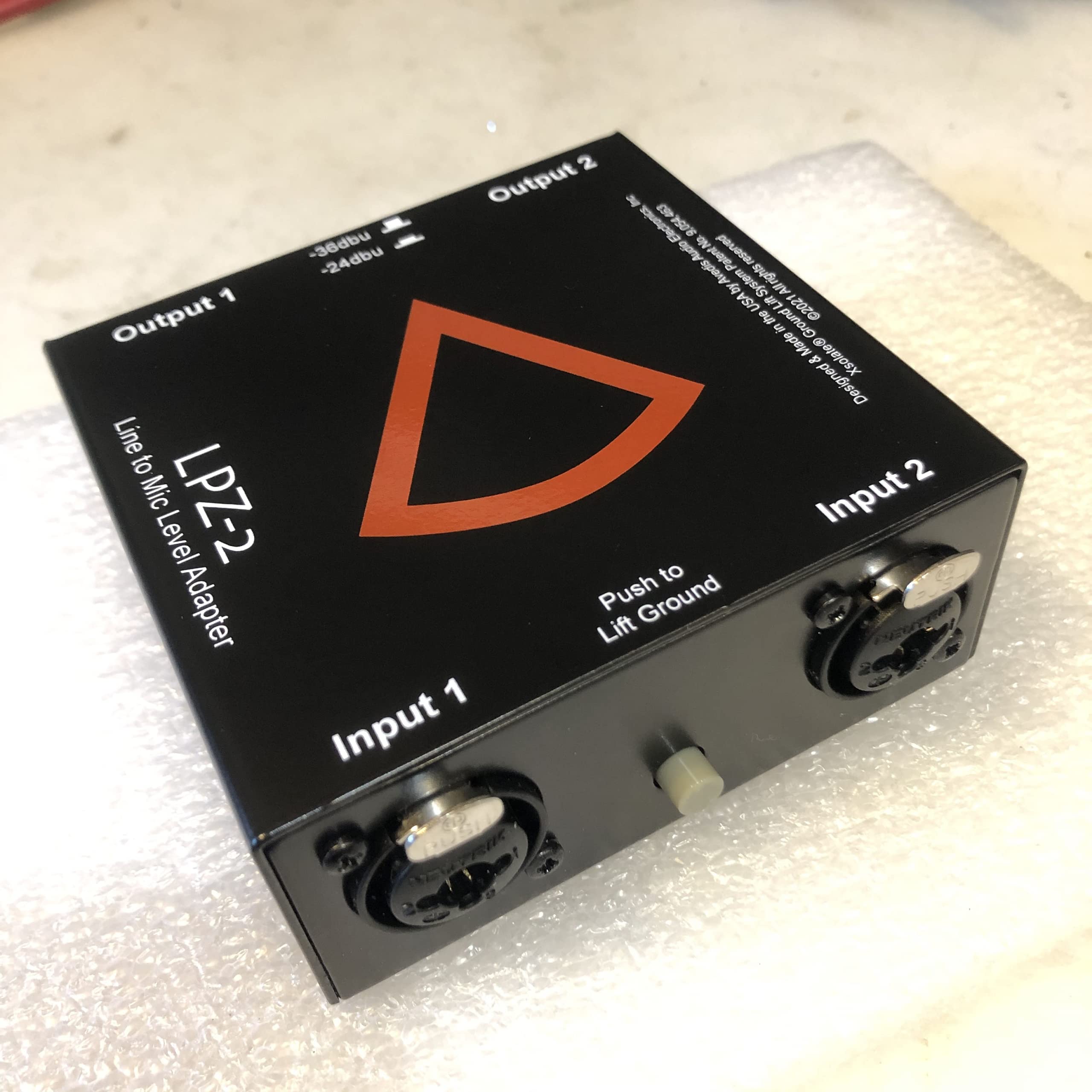 Amazon | Avedis Audio Electronics LPZ-2 ラインからマイクレベルへの