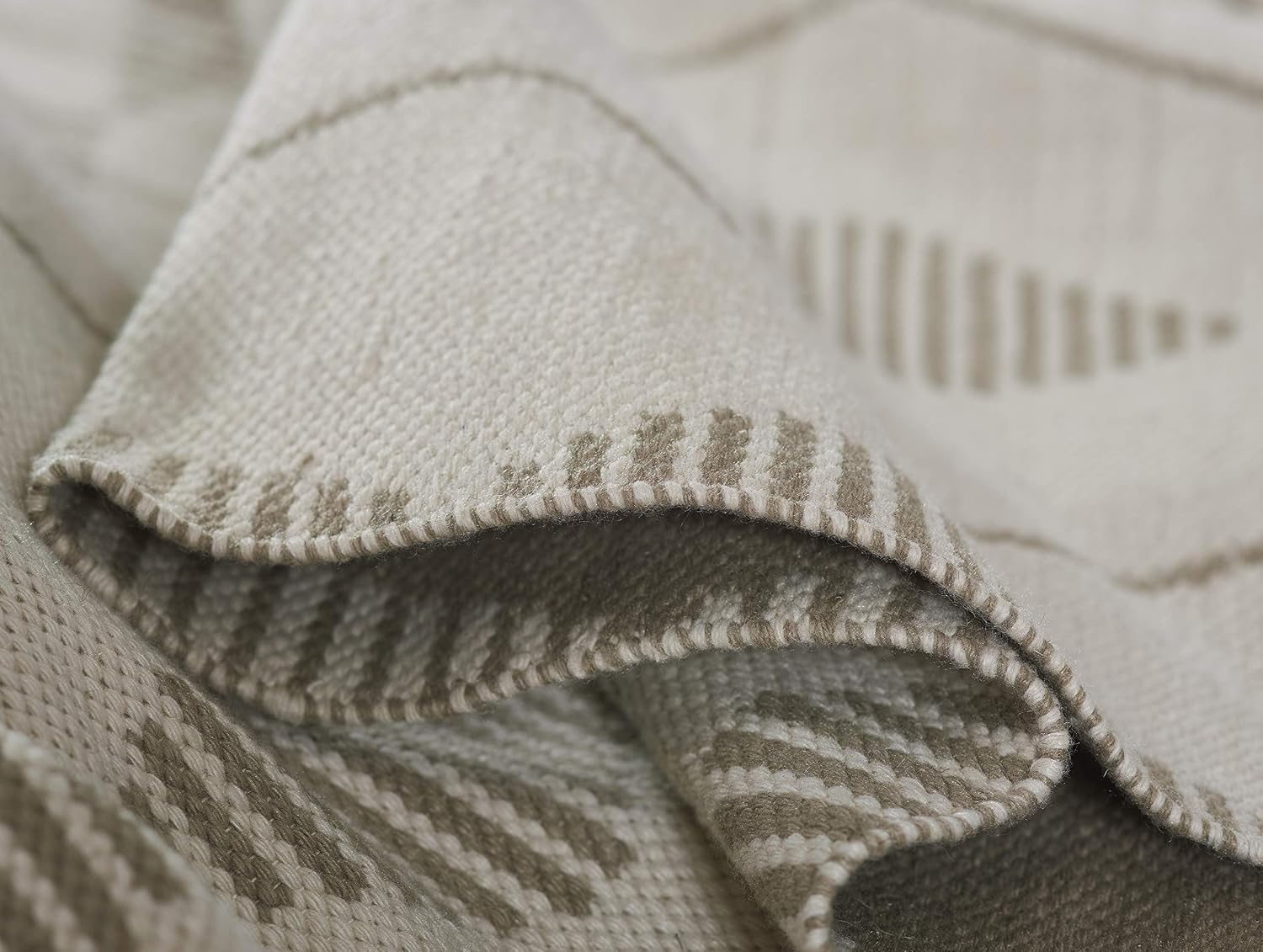 Novogratz by Momeni Malmo Diamond Polyester Ivory Area Rug 9' X 12'