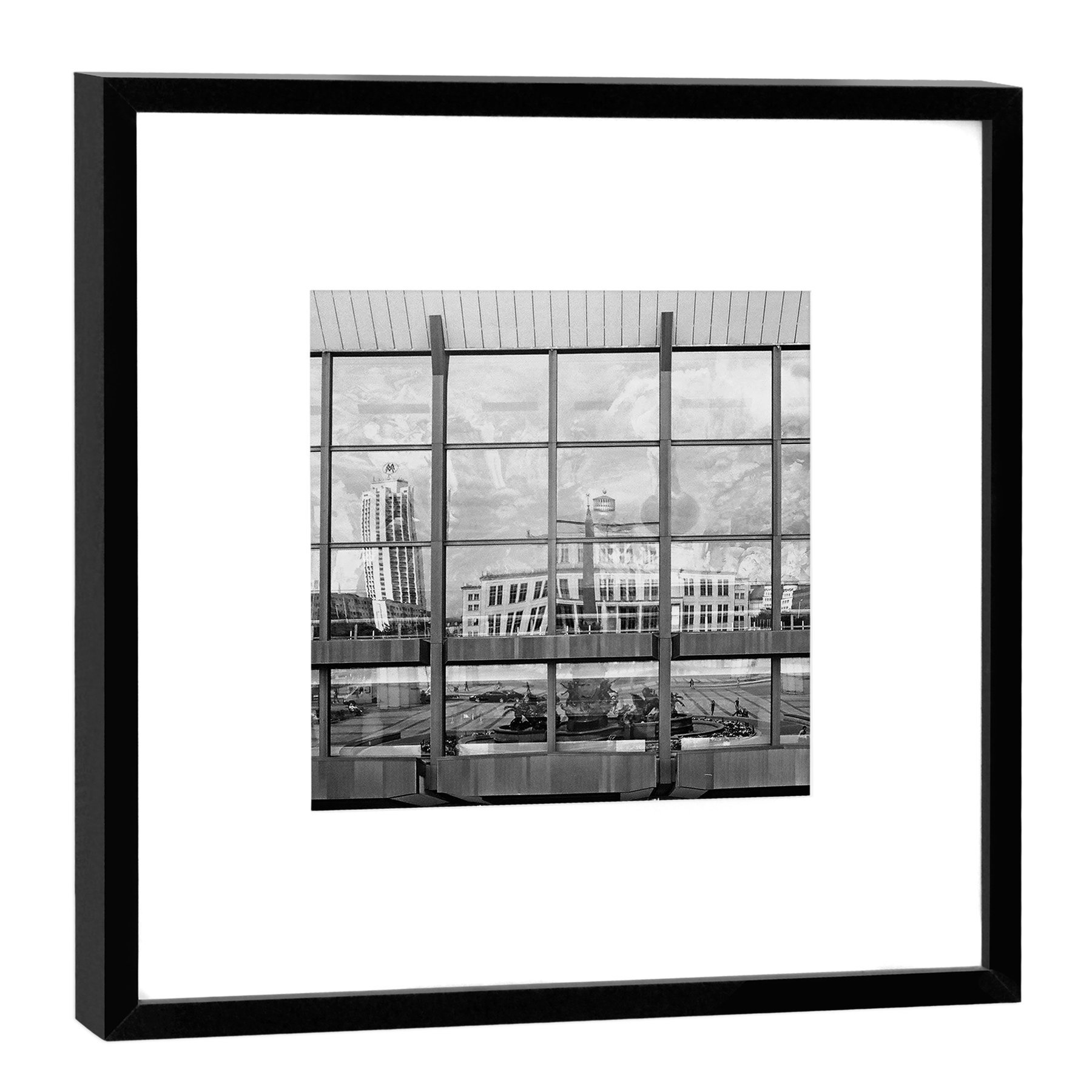 Impression photo en bois et son cadre noir, l'idée cadeau et souvenir de Leipzig idéal