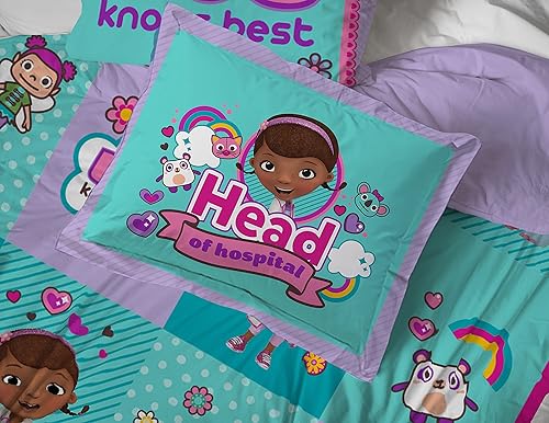 Miniatura 6 de Jay Franco - Juego de ropa de cama de 5 piezas tamaño individual de Doc McStuffins de Disney Junior, diseño de retazos, incluye edredón reversible y
