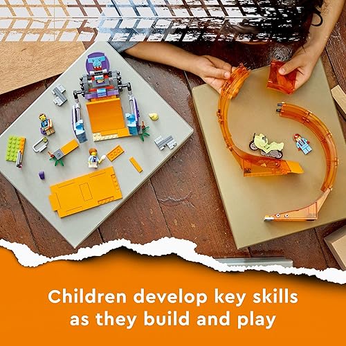 Miniatura 5 de LEGO City Stuntz Smashing Chimpancé Stunt Loop 60338 con volante de juguete, motocicleta, rampa, chimpancé y 3 minifiguras, regalo para niños