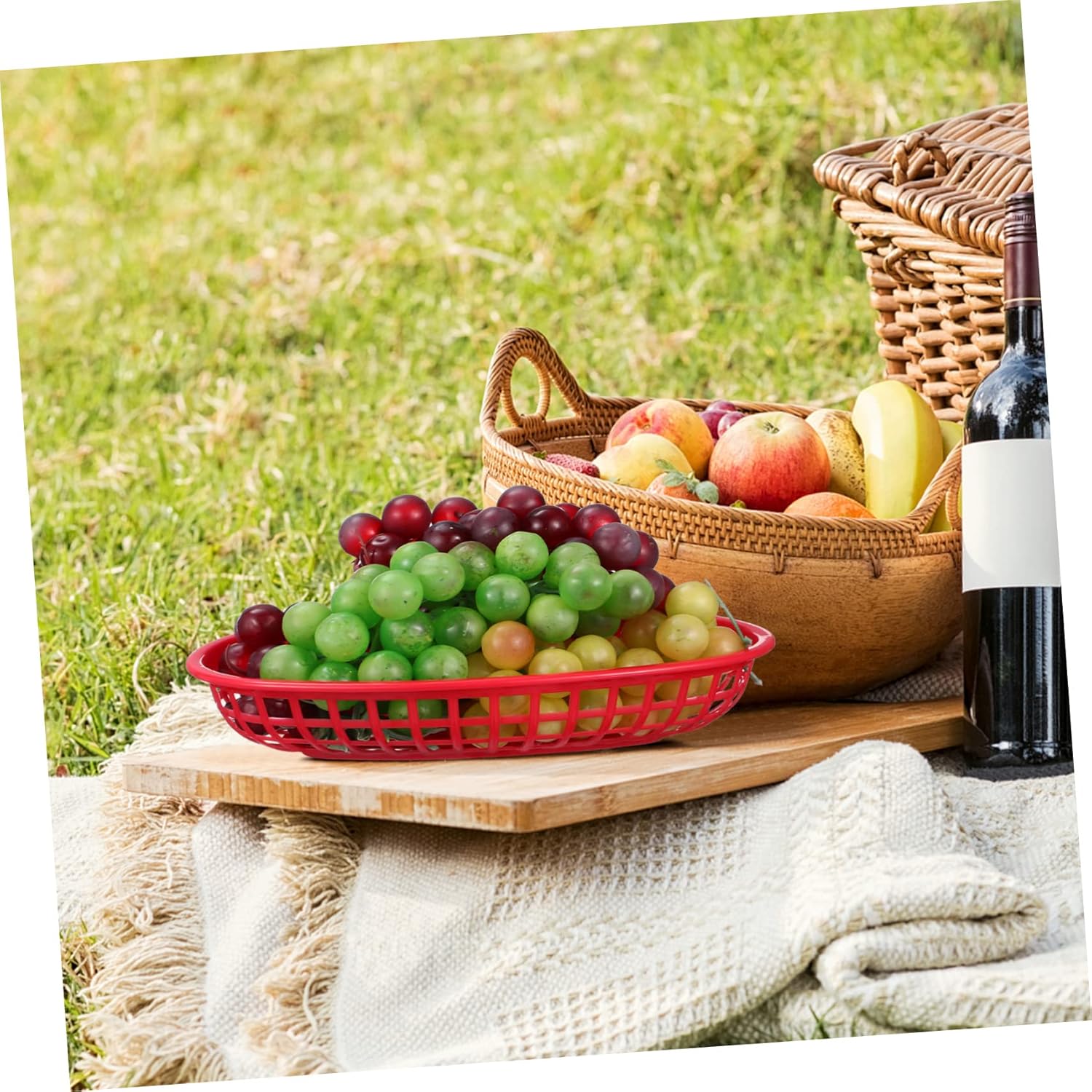 Cabilock 24pcs Bread Basket Lid Hot Dogs Trays Burger Trays French Fries Snack Serving Baskets Food Serving Black Red Yellow