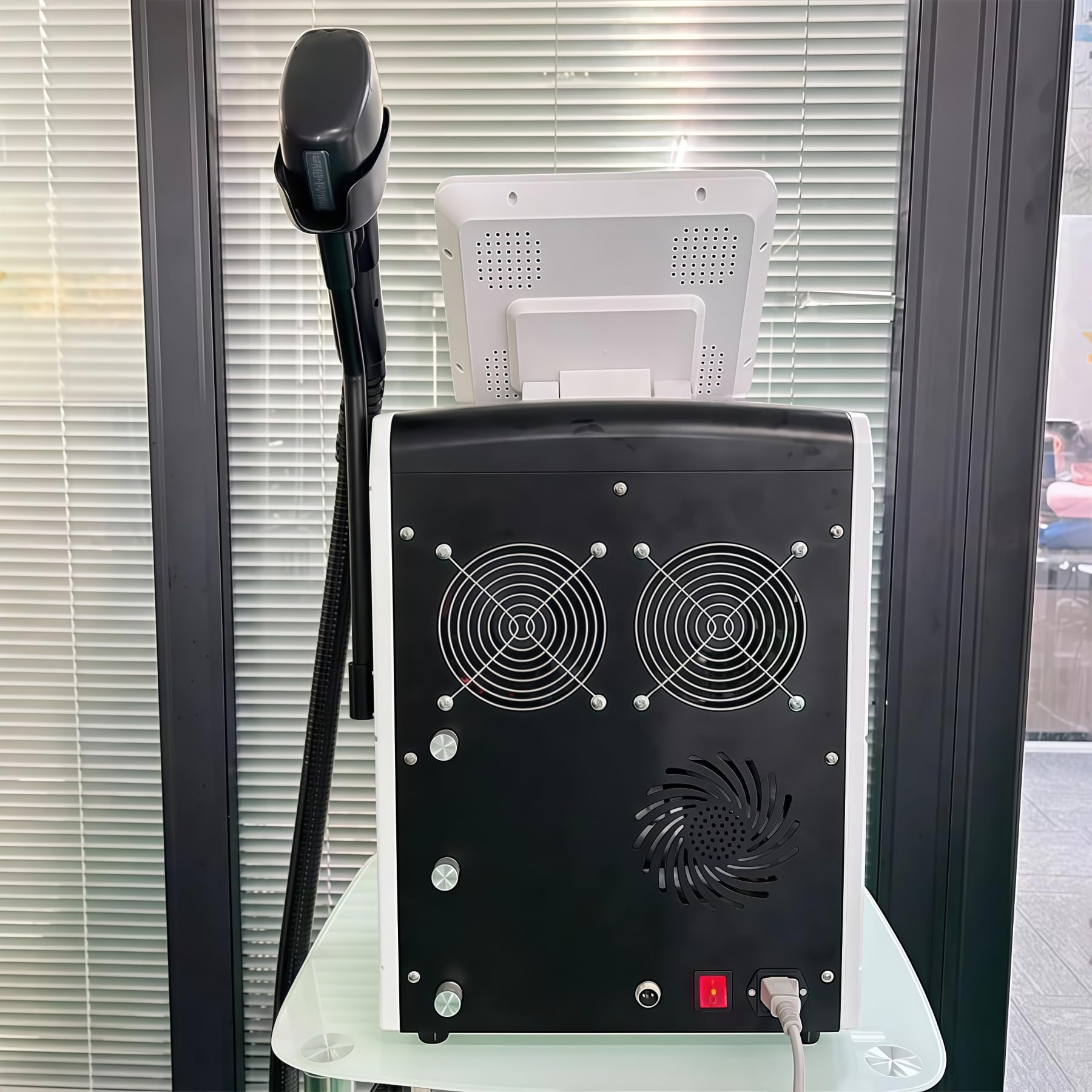 Dispositivo di depilazione facciale a diodo laser multifunzione FAC, depilatore laser a diodo a 4 lunghezze d'onda per depilazione professionale a livello salone, certificazione CE