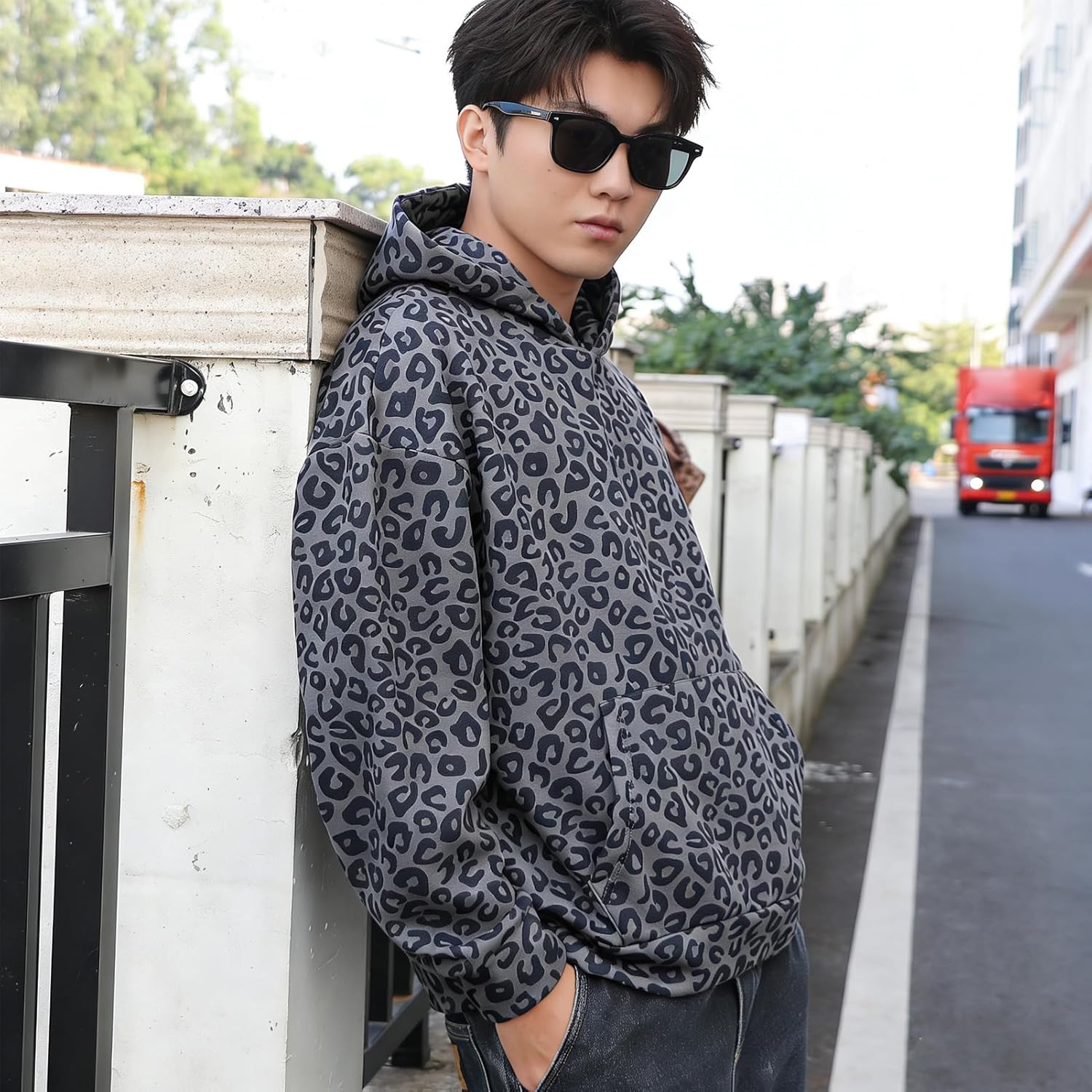 Y2K Leopard Print Hoodies Oversized Cheetah Sweatshirts Vintage Casual Long Sleeve Pullover With Pockets - Image 5