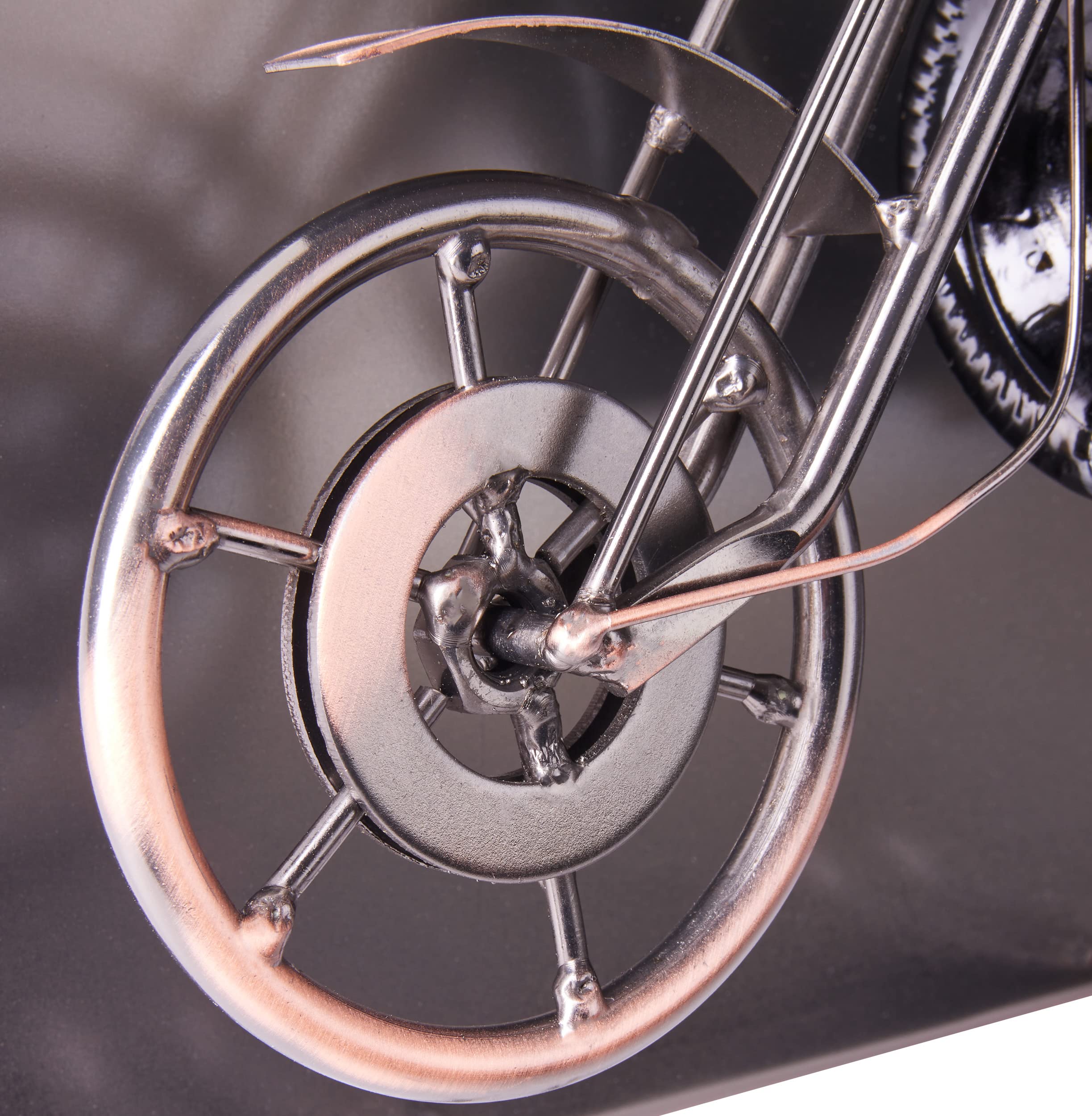 BRUBAKER Weinflaschenhalter Paar auf einem Motorrad - Wall Art Bild Metall - mit 3 Glashaltern - inklusive Grußkarte für Weingeschenk