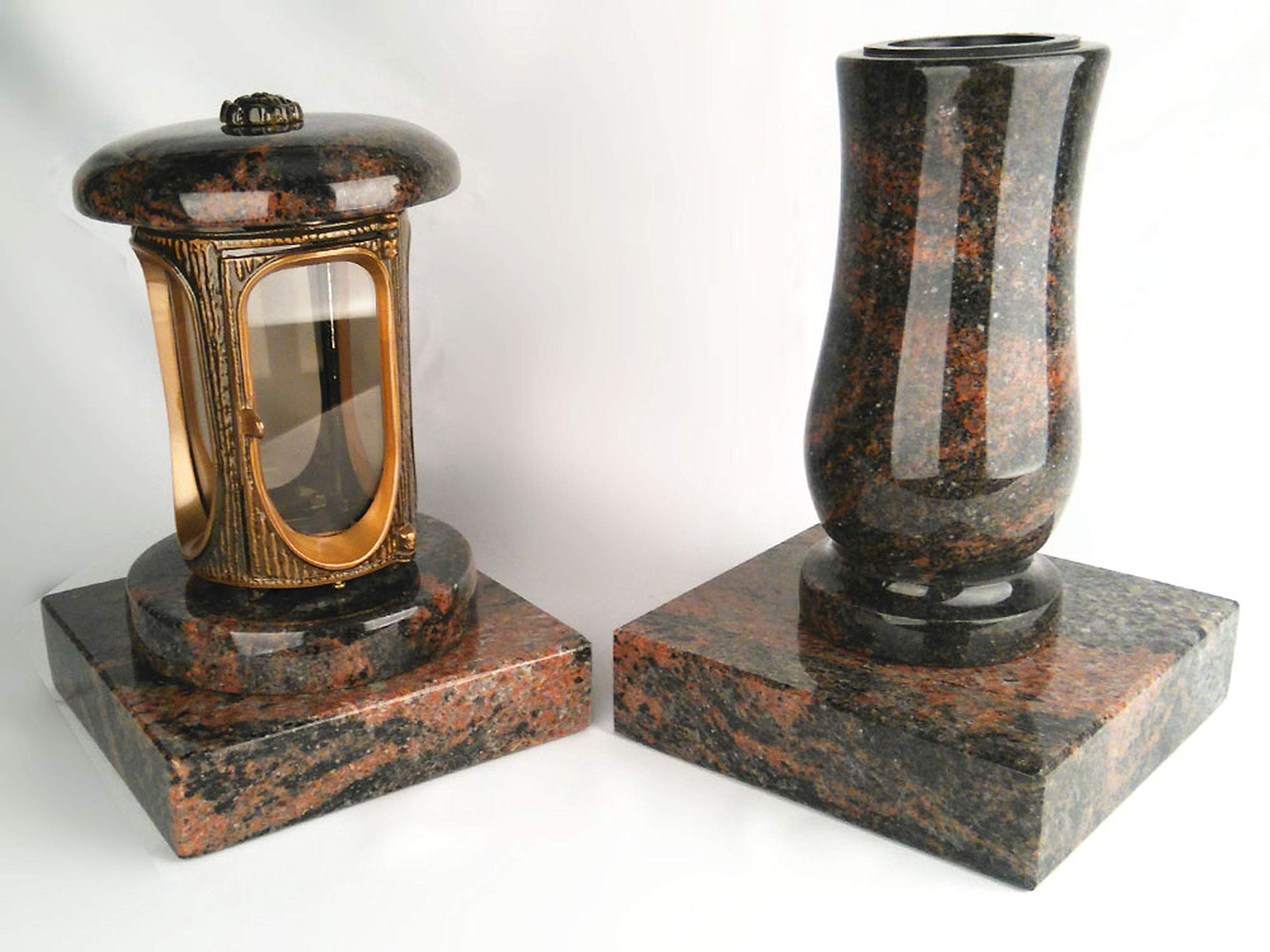 Lampe Funéraire En Granit Et Aluminium Couleur Laiton Vieilli – Étanche Et Résistante Aux Intempéries