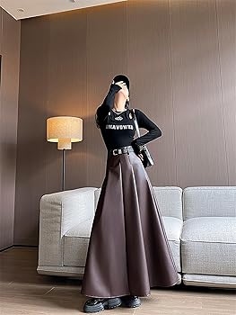 お値下げしました　新品同様　エヴー　上質レザー フレアースカート 　ロング お値下げしました 新品同様 エヴー 上質レザー フレアースカート