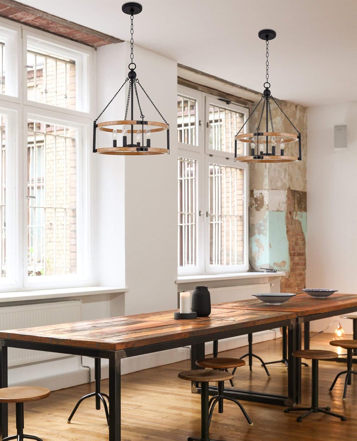 Onе-Dау Sаlе: Uр tо 60% оƒƒ Kira Home Jamison 18 Modern Farmhouse 4-Light Drum Pendant Chandelier, Adjustable Height, Warm Oak Wood Style + Textured Black Finish