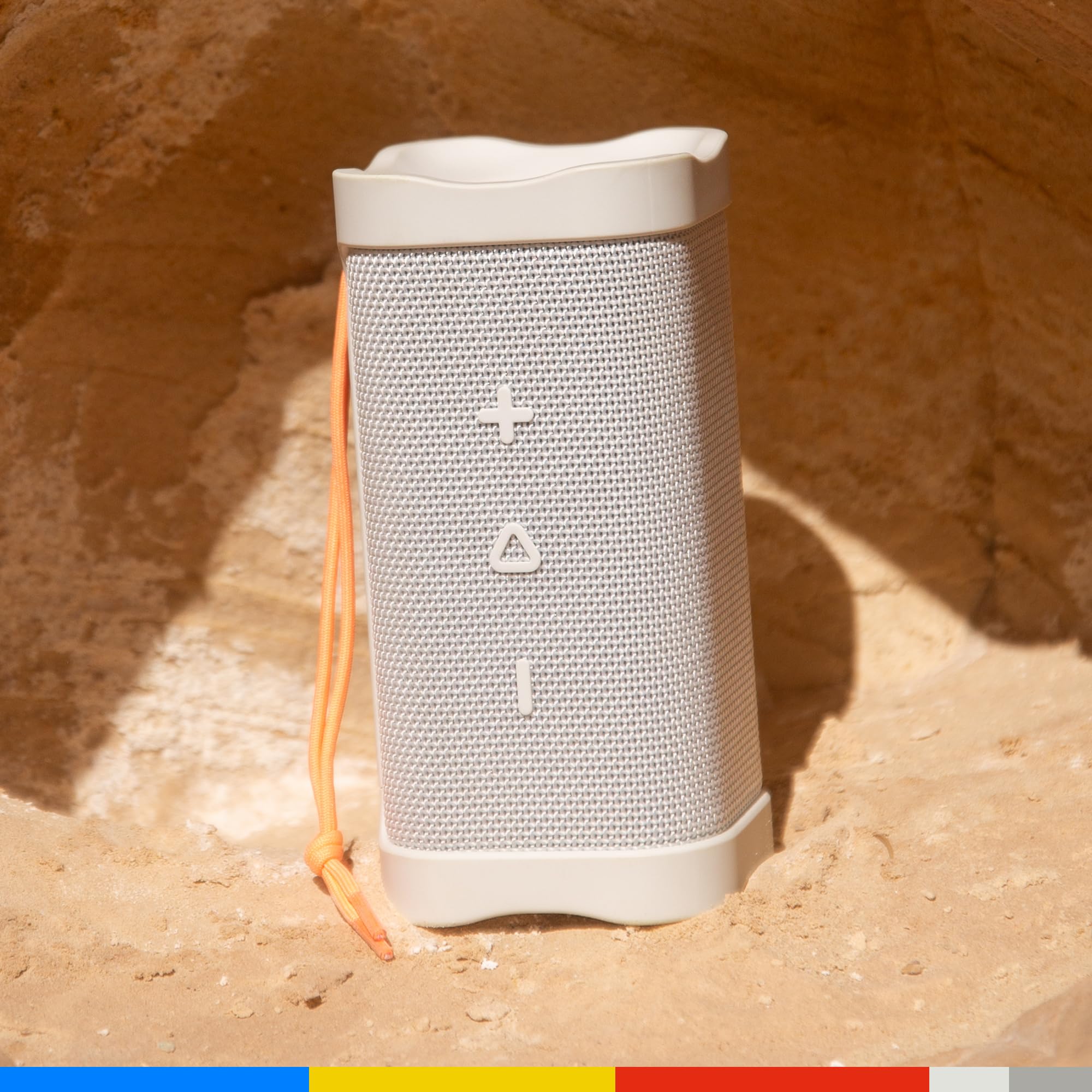 Skullcandy Terrain XL Cassa Wireless Bluetooth Portatile, Impermeabilità IPX7, 18 Ore di Autonomia, Stereo True Wireless con Cinghia Integrata per Viaggi e Uso all’Aperto - Bone/Orange