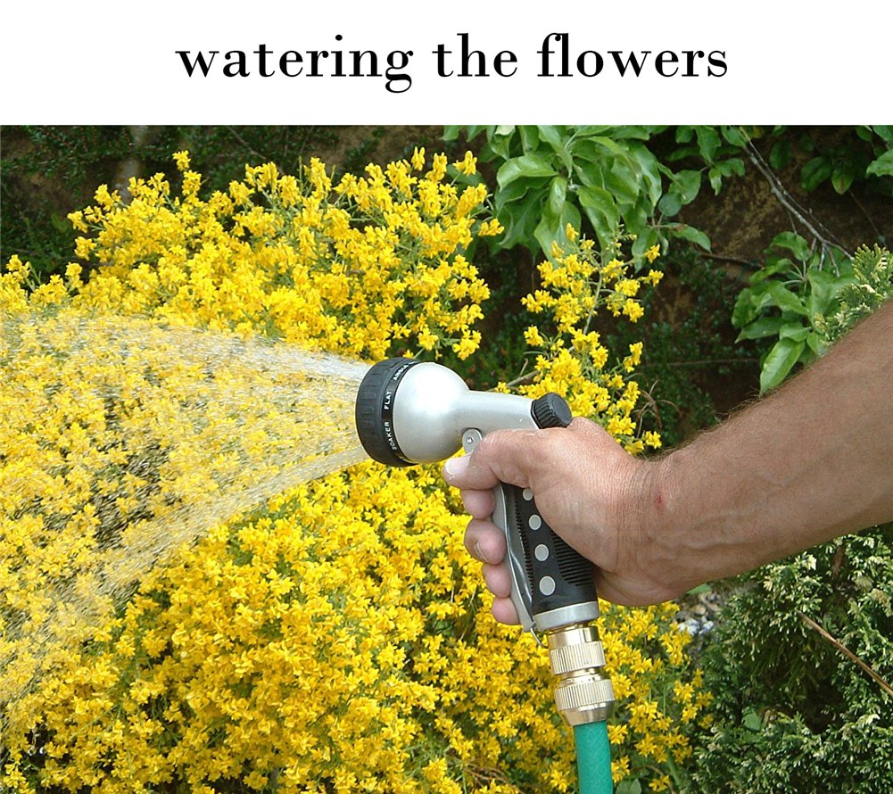 Ugello Per Il Tubo Flessibile Di Giardino Immagine Stock - Immagine di