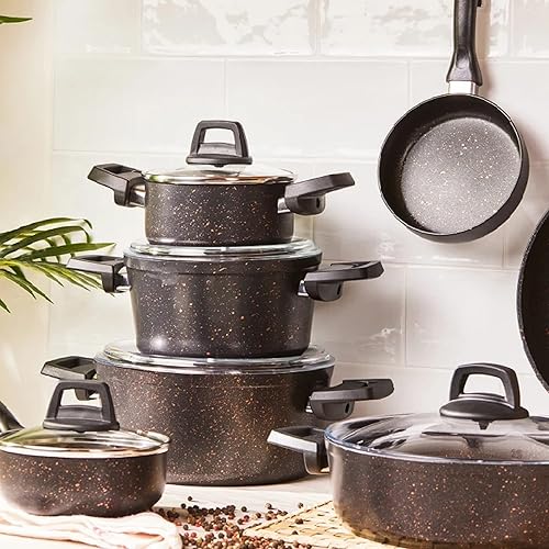 Miniatura 4 de KARACA Biogranite - Juego de 12 utensilios de cocina antiadherentes, olla con tapa, sartén, superficie a prueba de manchas, asas elegantes fáciles