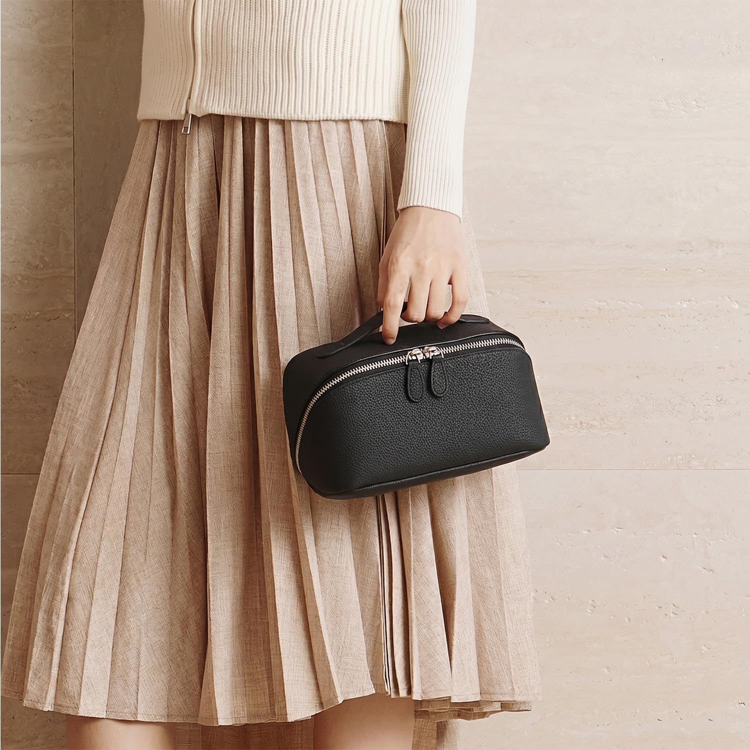 Beauty Case in Vera Pelle per Donna, Organizzatore di Toilette Multifunzionale per Viaggi, Pochette per Trucco Compatta e Portatile, Necessaire da Viaggio in Cuoio Nero