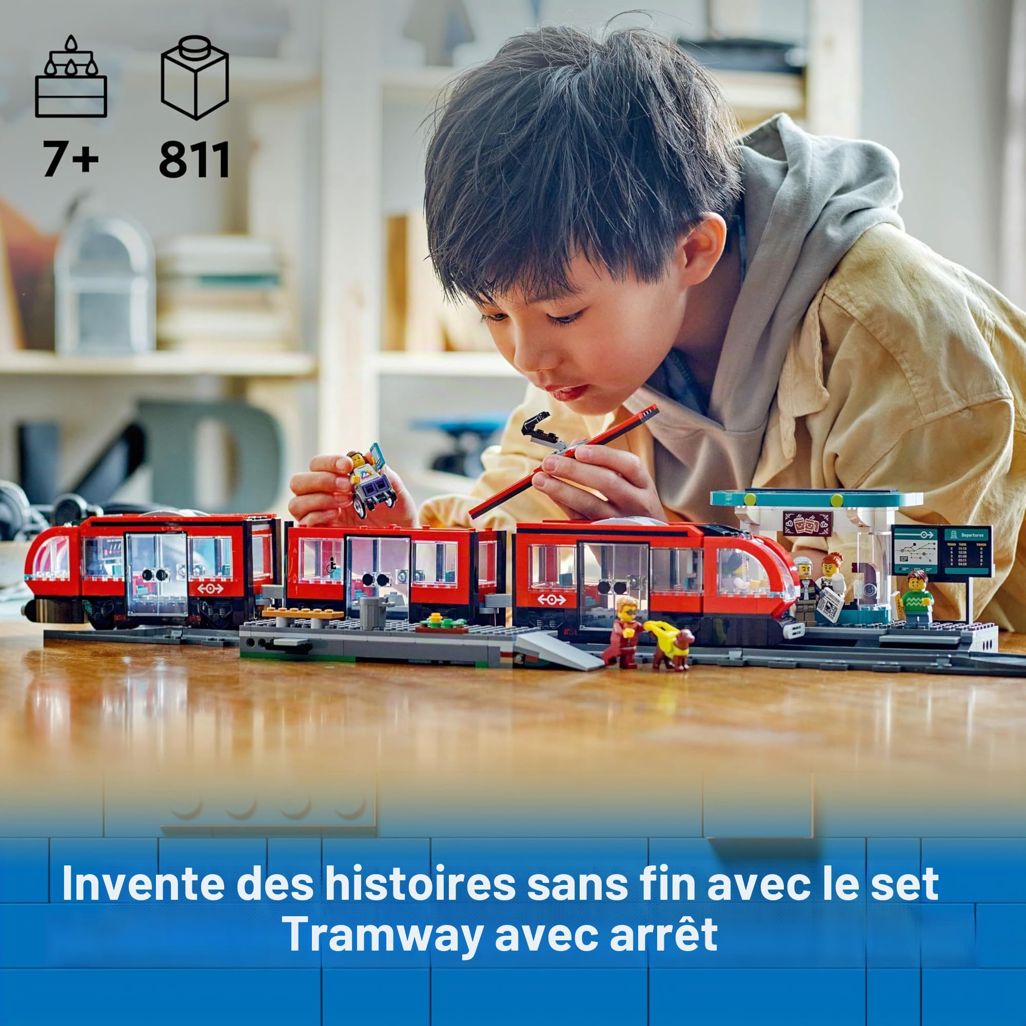LEGO City Tramway avec arrêt (60423) : extension de rails (60205) - Fait partie des nouveautés 2024, train avec gare et rails