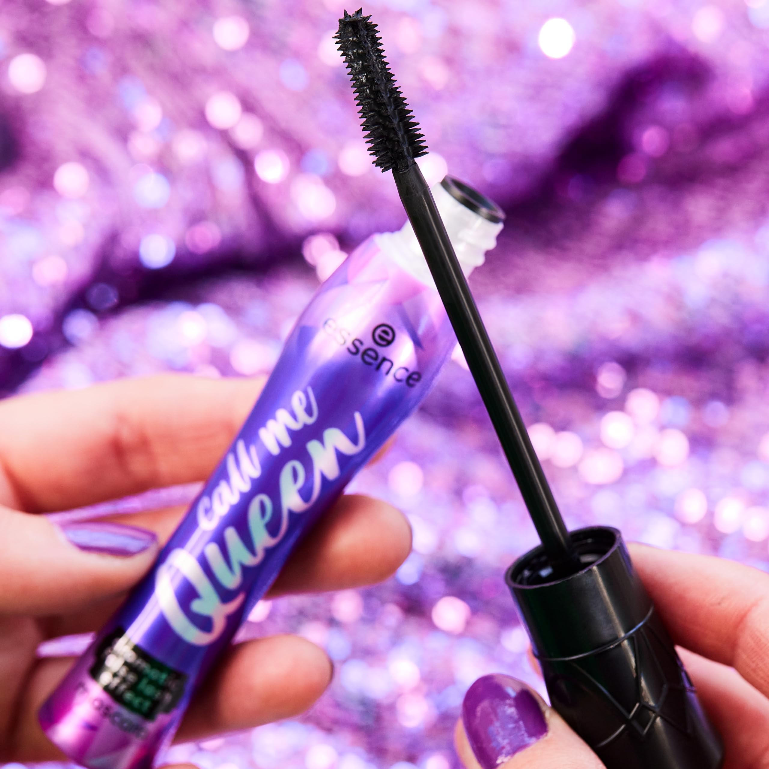 essence Call Me Queen Dramatic False Lash Effect Mascara, intensives Volumen und Länge, vegan und tierversuchsfrei