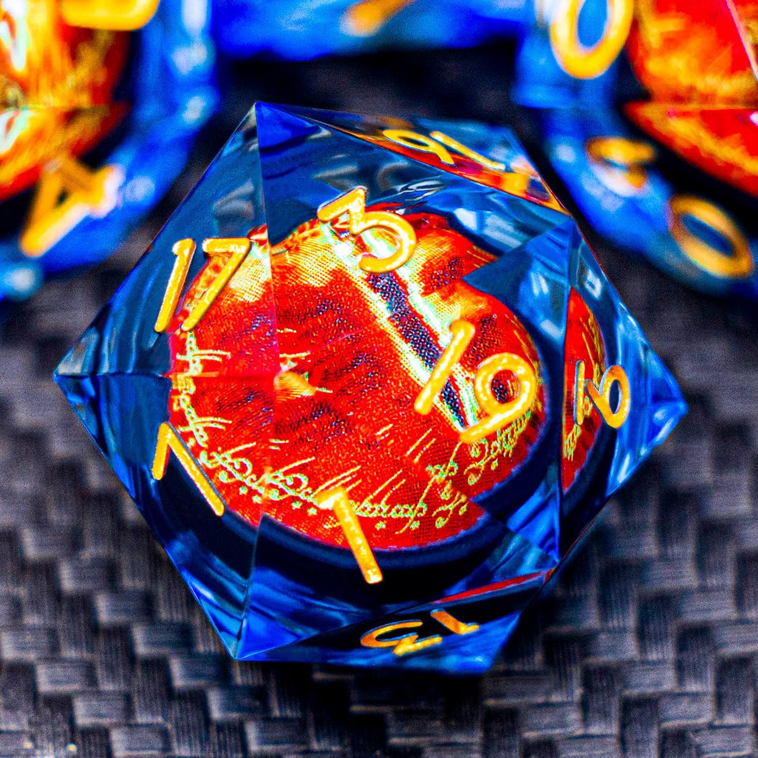 ARUOHHA DND Resin Dice Gazes Eye Dice Golden Blue Liquid Core Flaming RPG Sharp Edged Dice Set with Gift Box, Polyhedral D and D Dice Set Compatible with Dungeons Dragons Role Playing Game D20 D6