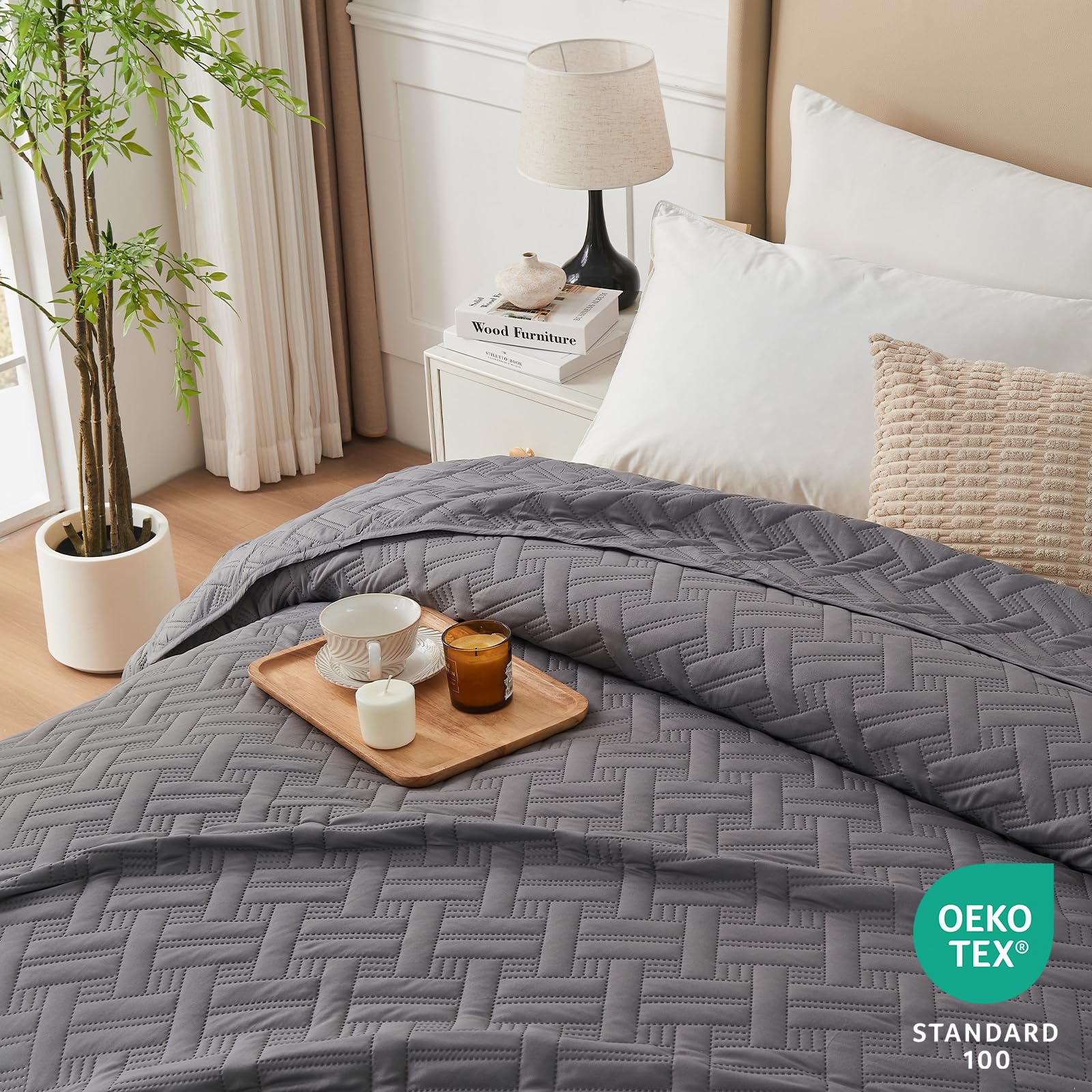 beeweed Feel Elegante Colcha con Estampado Ultrasónico Gris 240 x 260 cm – Manta Versátil como Colcha de Cama o Cubresofá Estilo Ideal como Bedspread