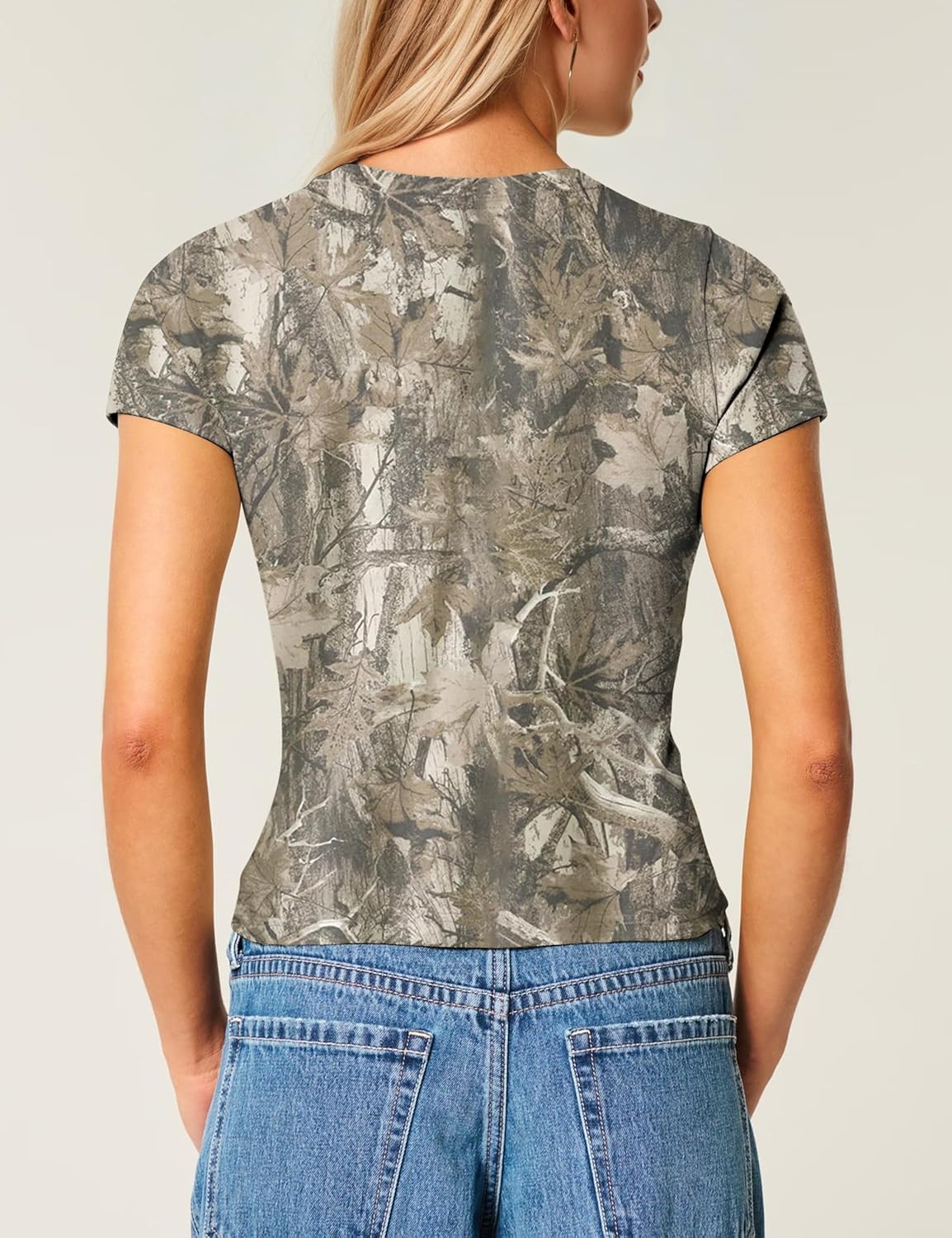 Women Camo Shirt Crop Top Y2K Maple Leaf Graphic Baby Tee Short Sleeve Slim Fit Round Neck T Shirt Streetwear - Image 4