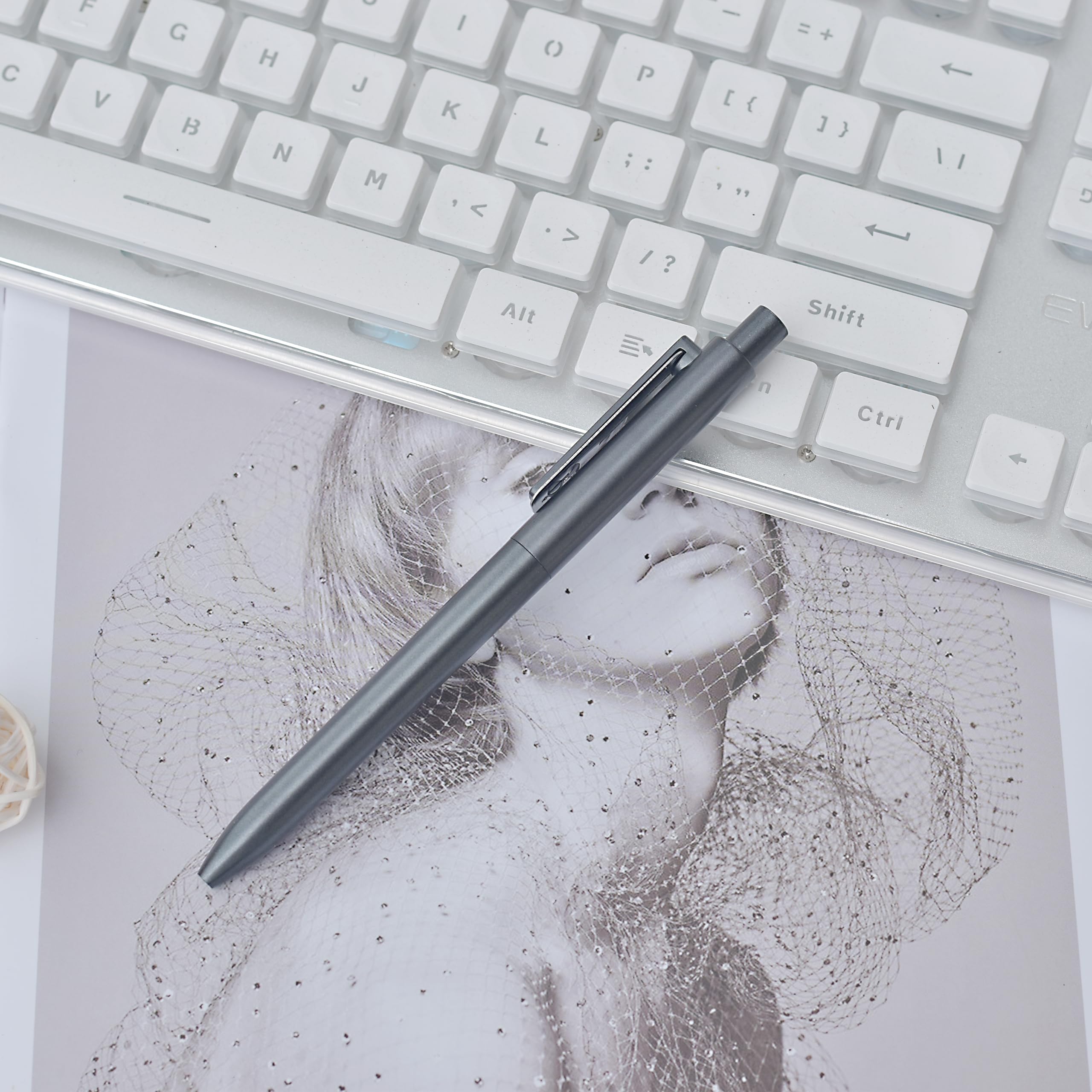 Black pen Black Ink Pens Write Pens with Elegant Gift Box Packaging 0 7mm — view 5