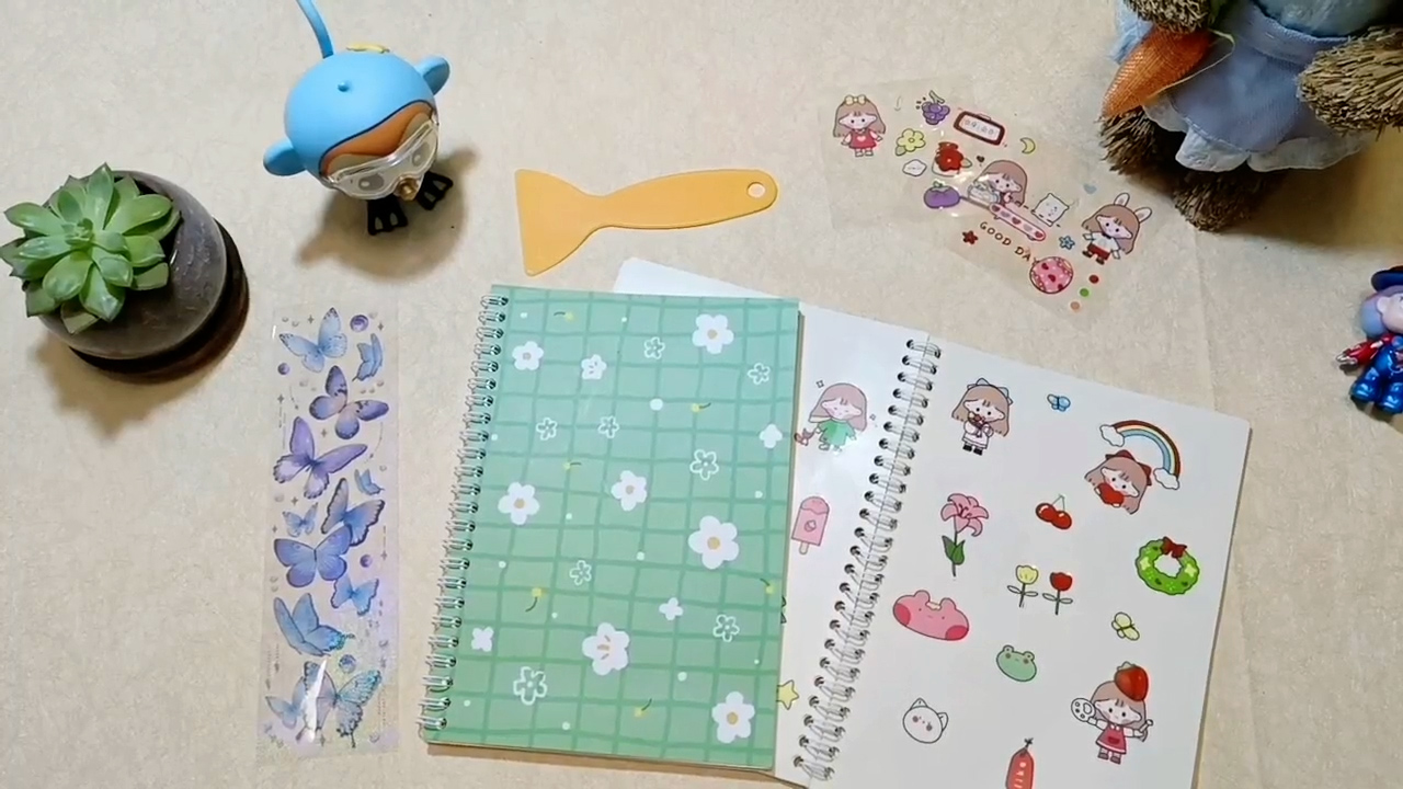 Álbum para coleccionar pegamentos UFU, paquete de 2 unidades, formato A5, 64 páginas, encuadernación en espiral, diseño floral, reutilizable miniatura 7